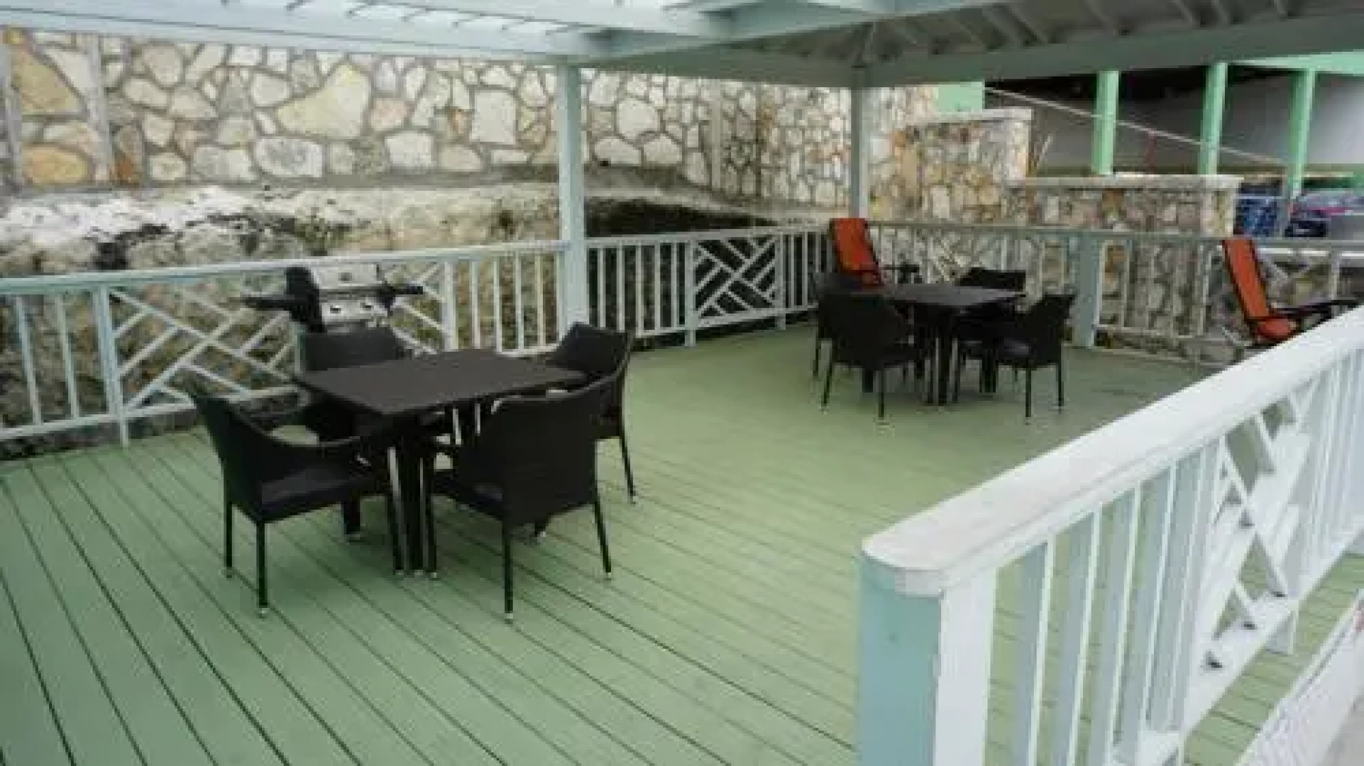 Harbourbreeze Suites