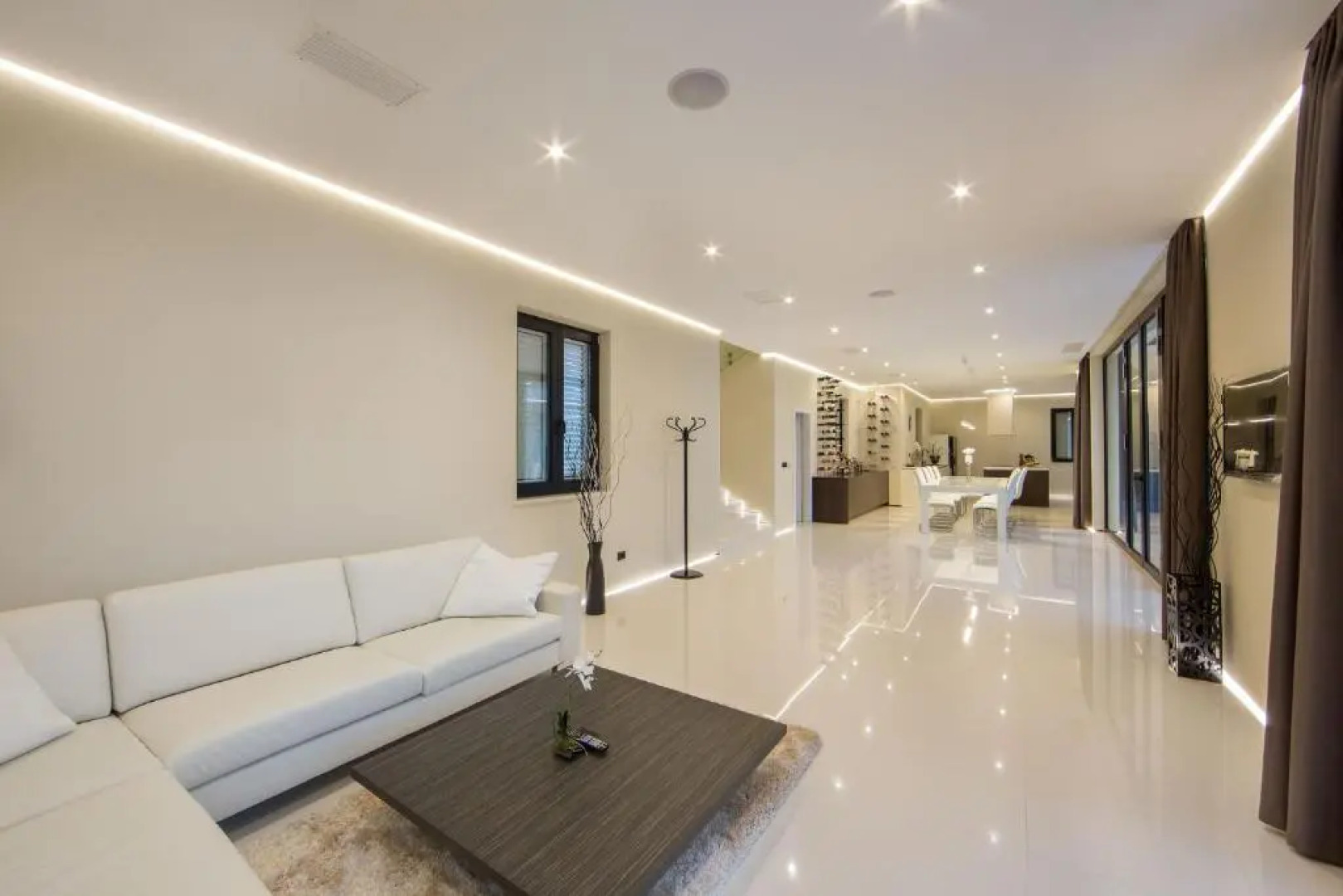 Villa Vrsar Magnifique A Beautiful Contemporary 5 Bedroom Villa Sauna and Gym