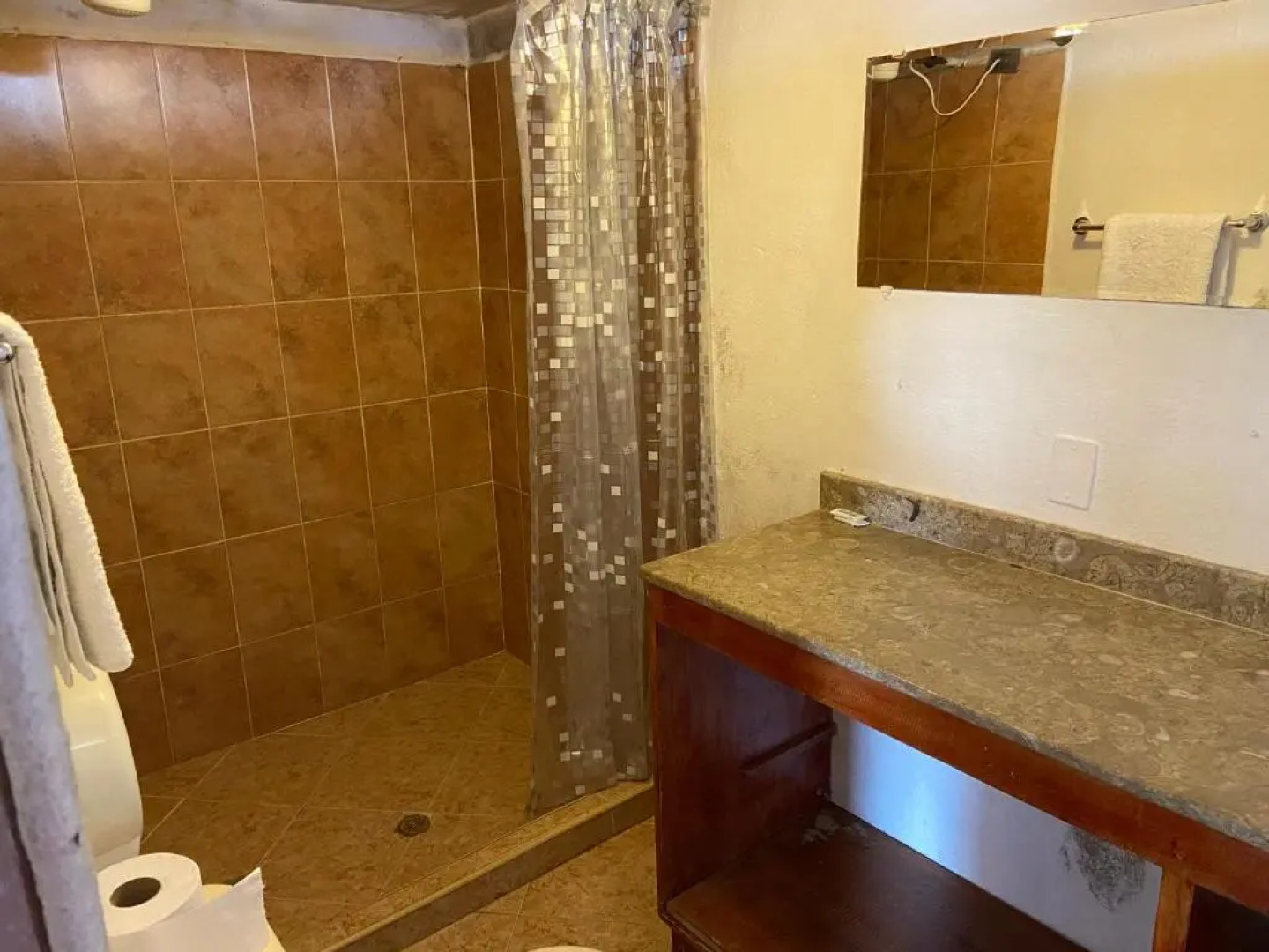 Hostal Hollywood Inn