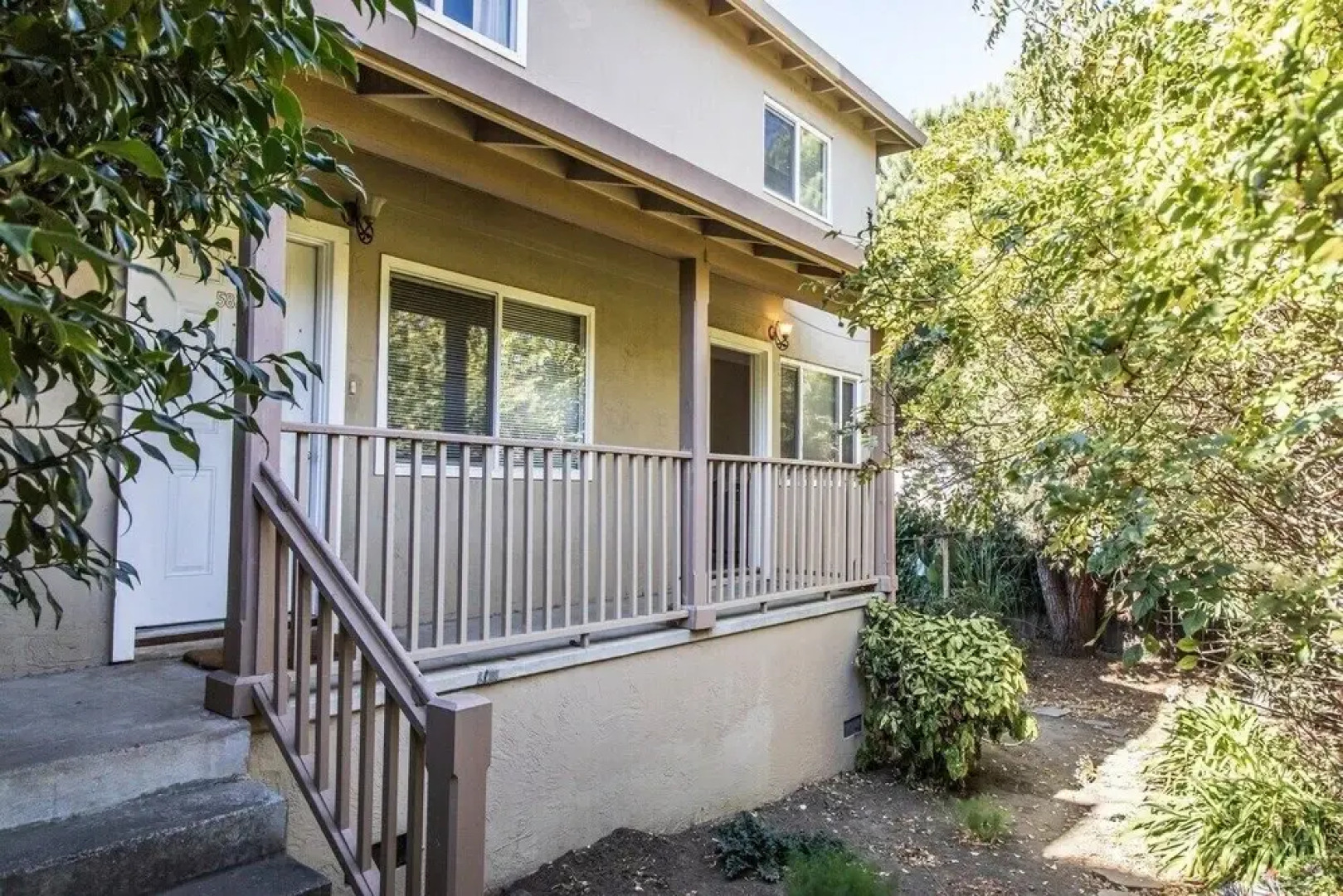 Sunny Two Bed in Richmond