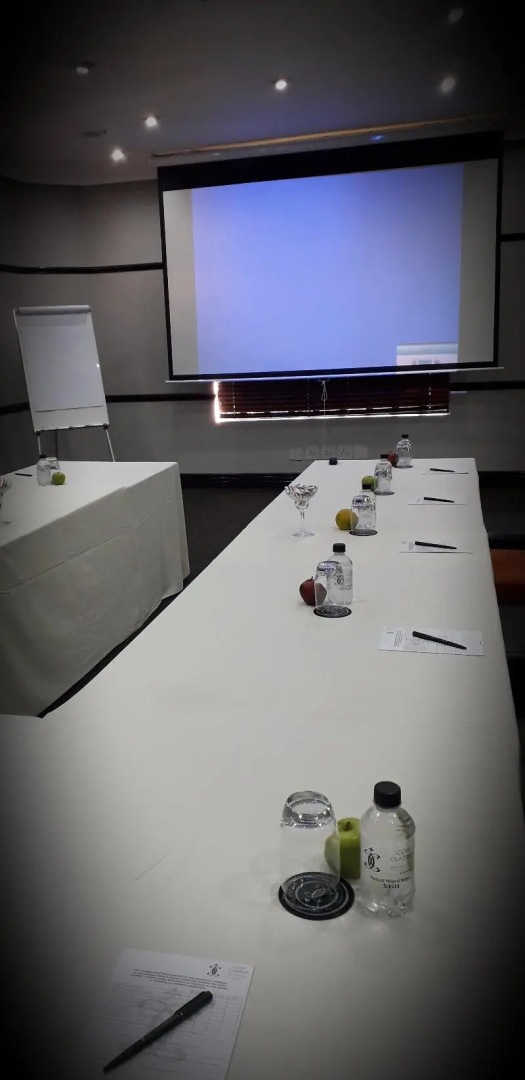 Court Classique Suite Hotel