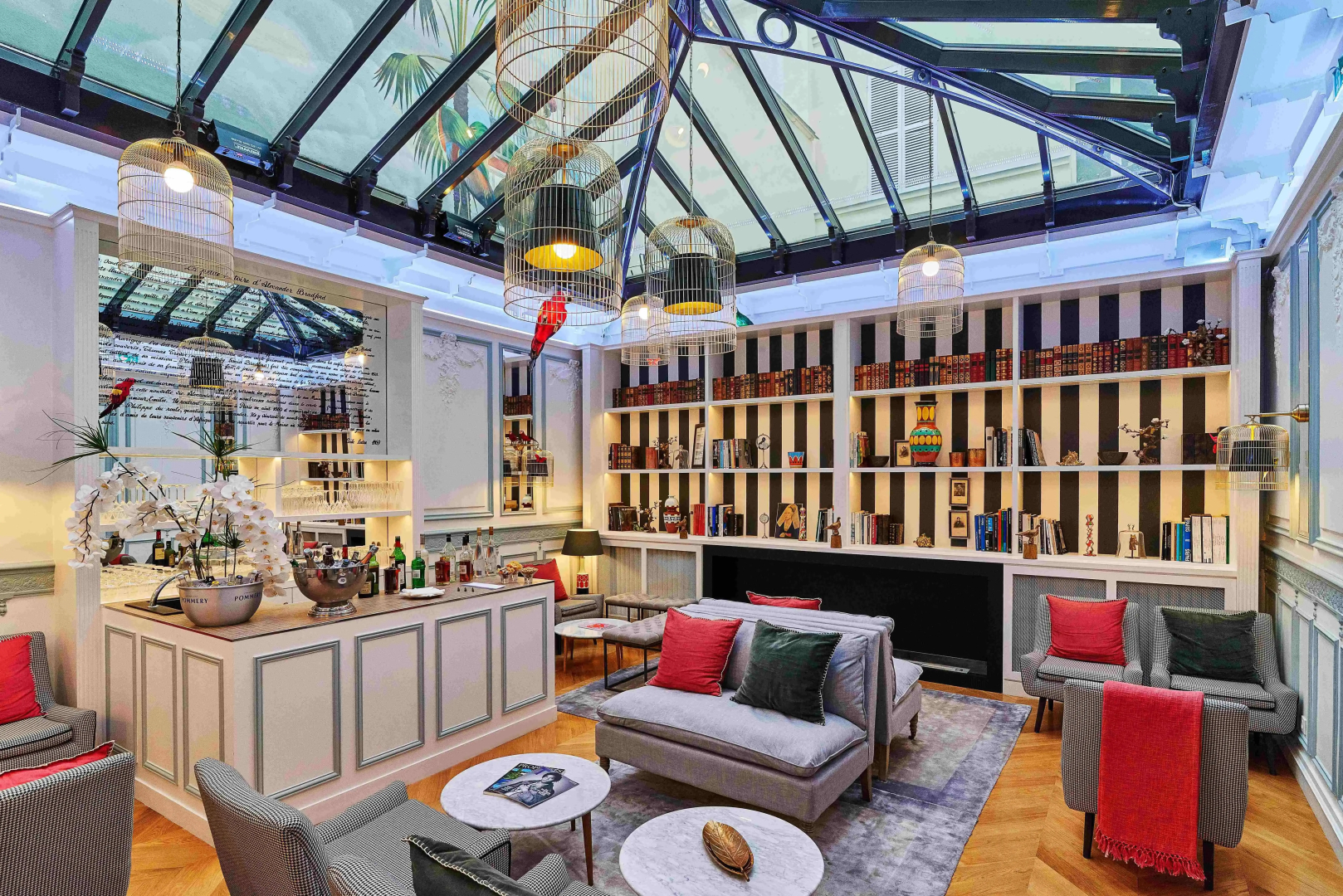 Hôtel Bradford Elysées – Astotel
