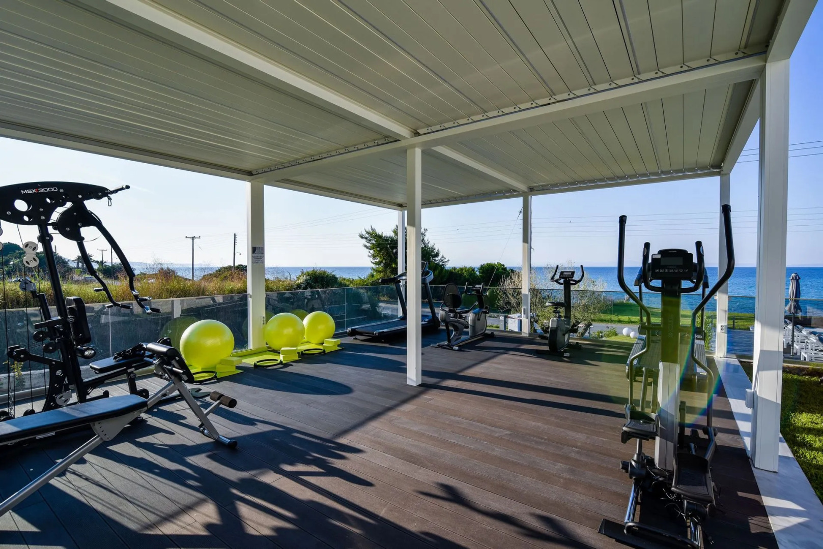 Crystal villas & suites