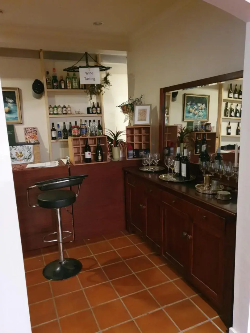 Oaktree Guest House