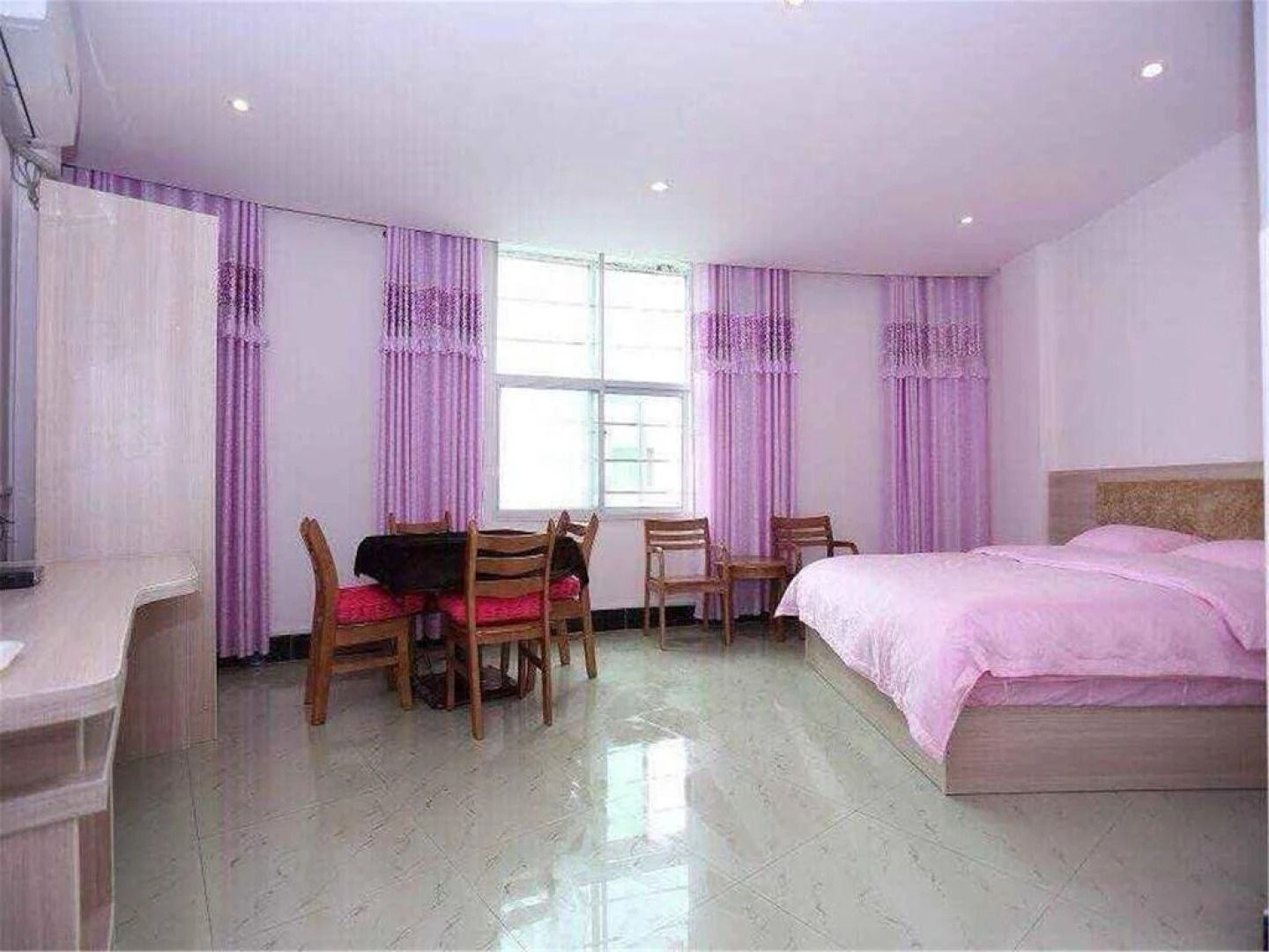 Lianhua Mengyang Inn 1st Branch