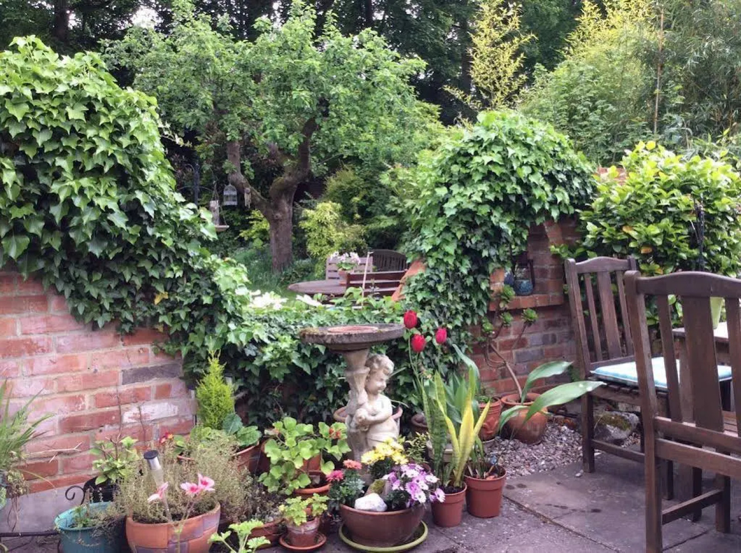 Tudorwood Guest House