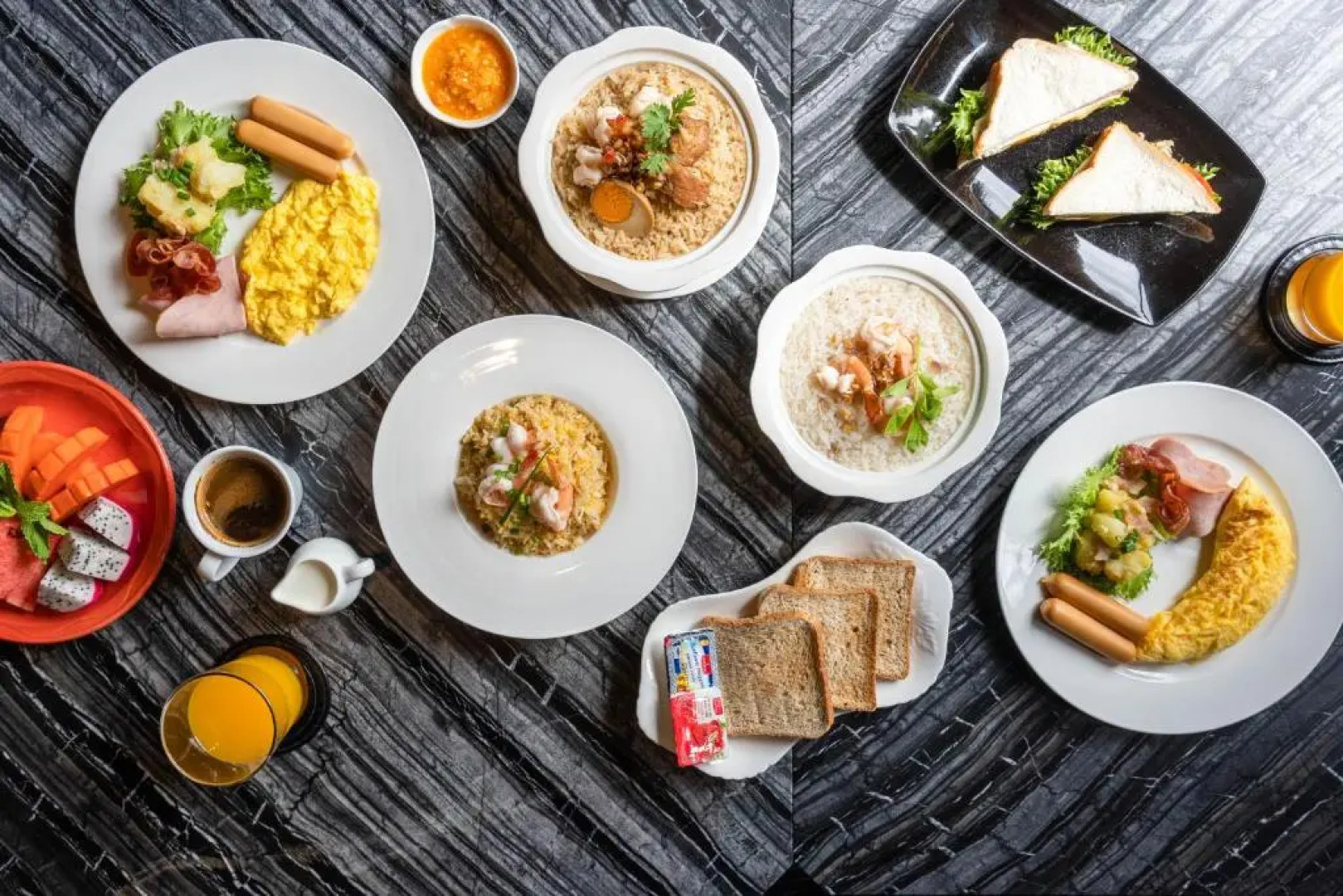 Amdaeng Bangkok Riverside Hotel