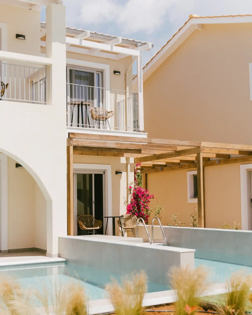 Eterrano Seaside Retreat