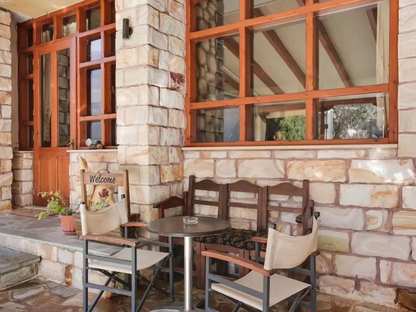 Quaint Holiday Home in Stournareika With Terrace