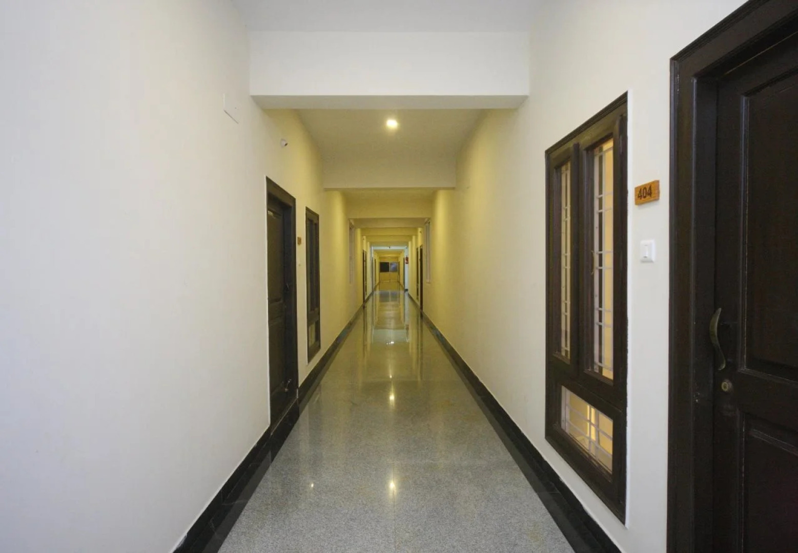 The Lawns By OYO Rooms