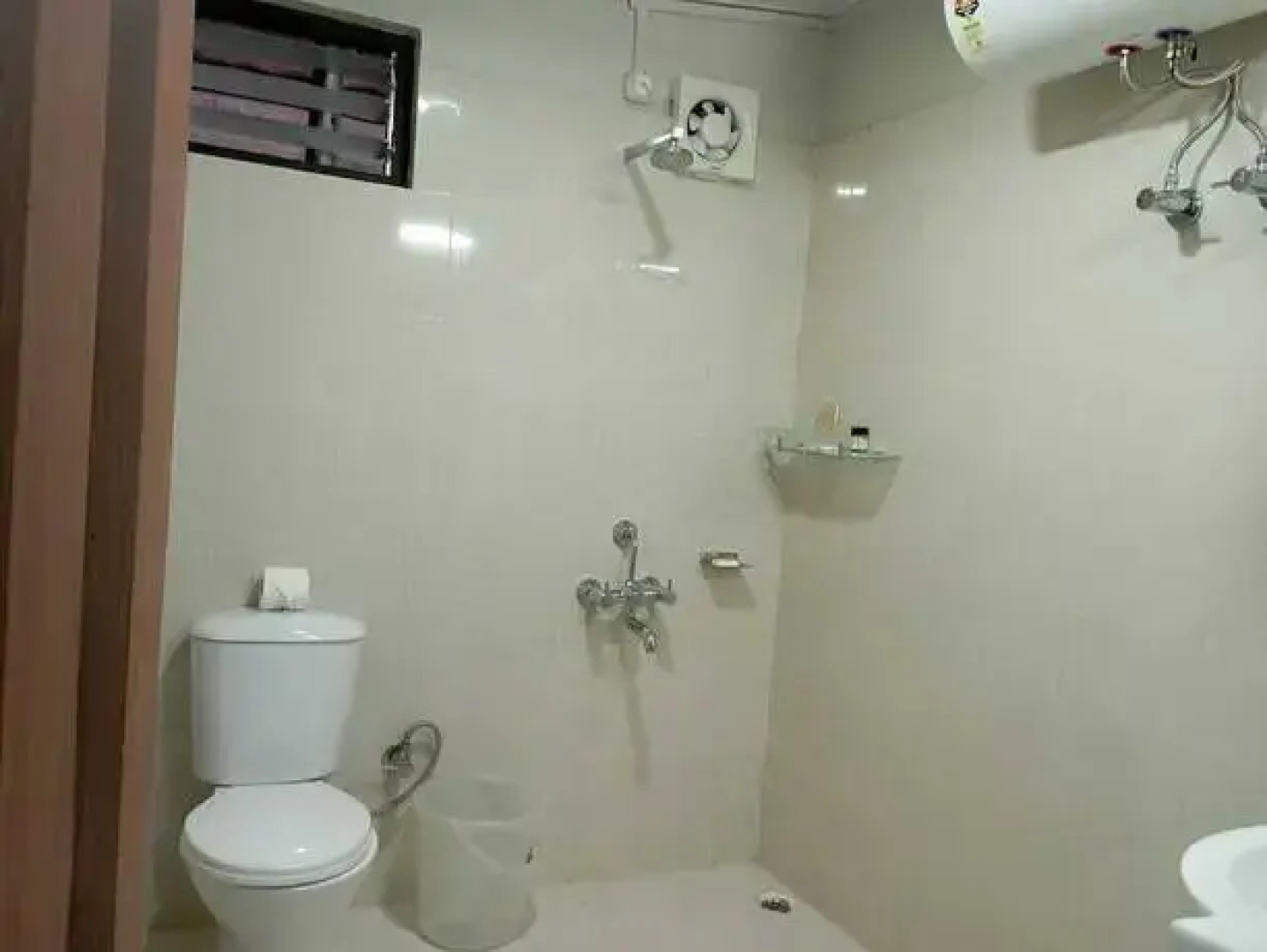 La Nicholas Dei Da Kine Resort