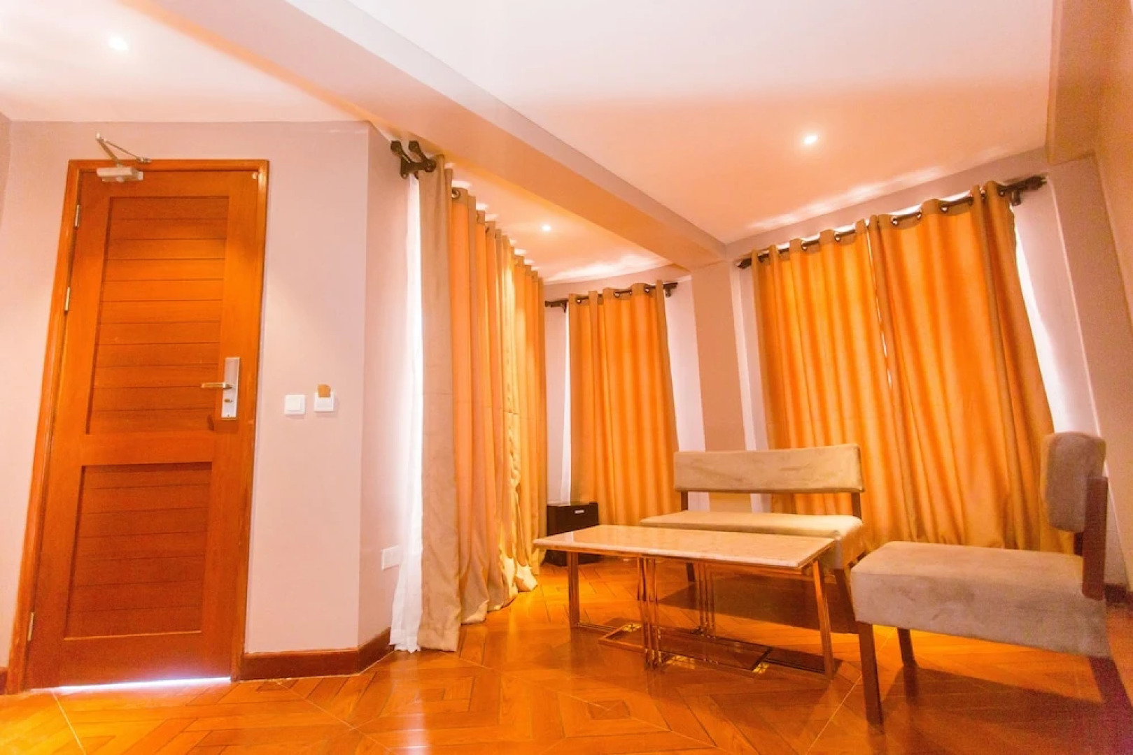 Mount Royal Villa Hotel