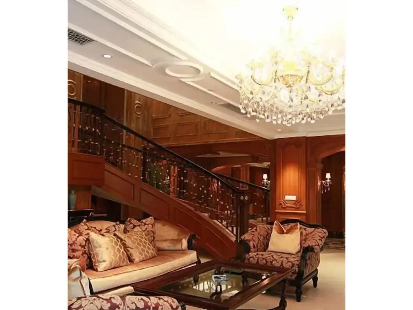 Chongqing Auwi Hotel