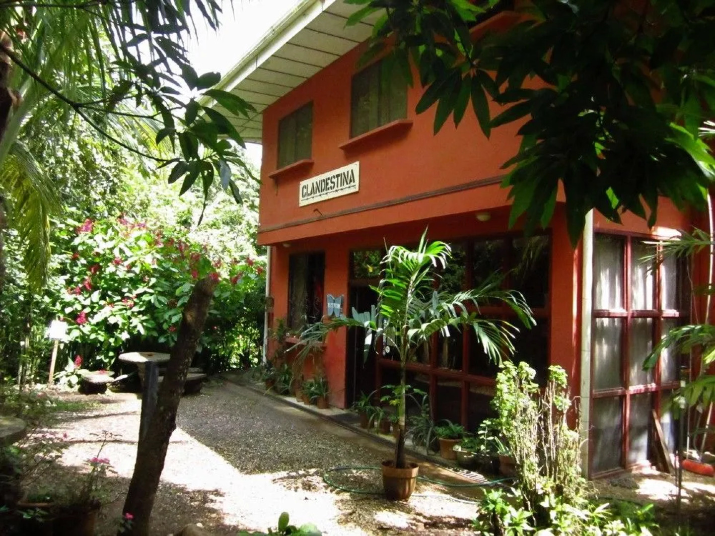 Mariposario Montezuma Gardens