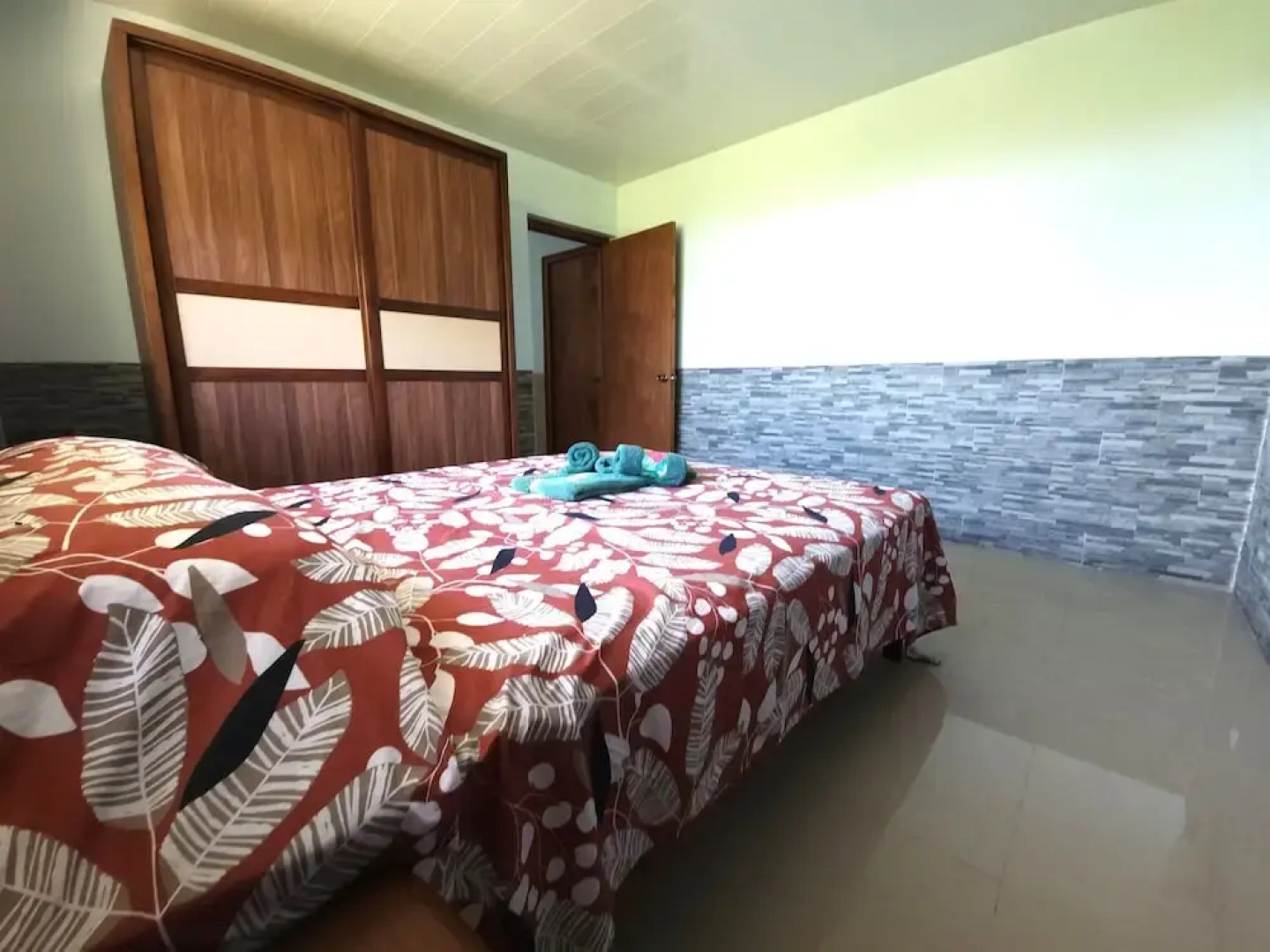 Apetahi - Bord de lagon