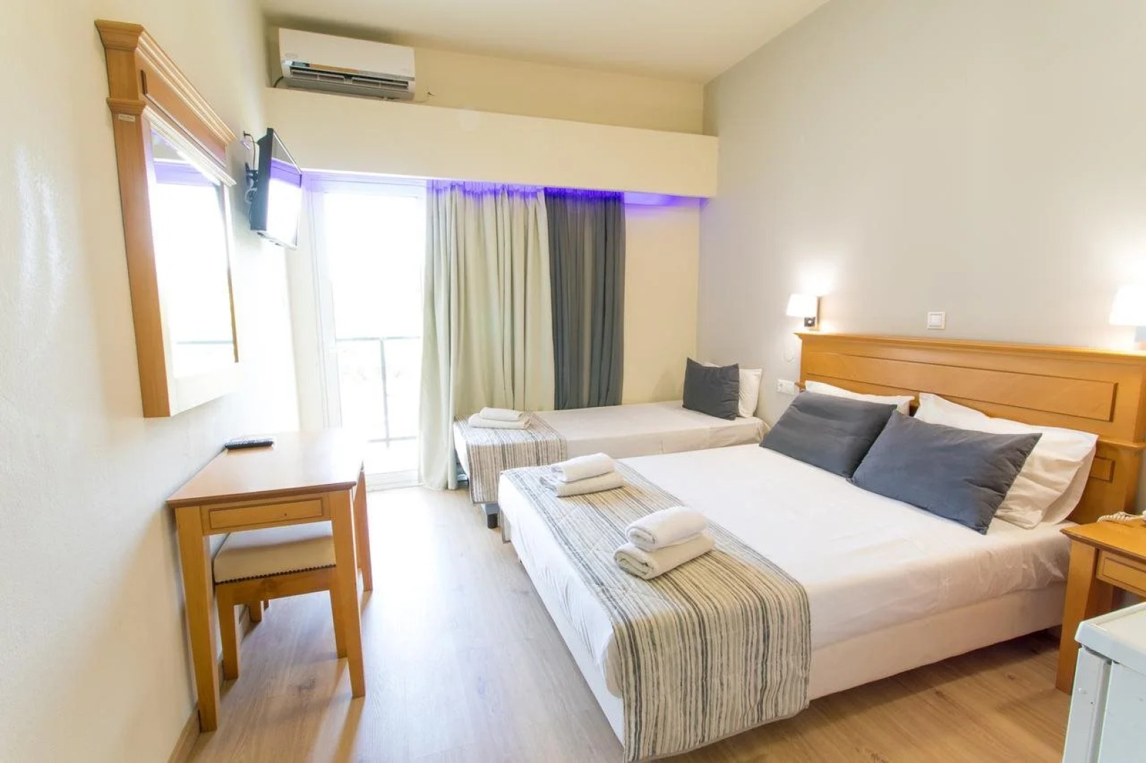 City Plus Rhodes Hotel