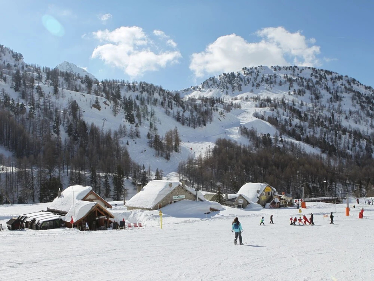 Comfortable Apartment With Balcony 200m From the City Center