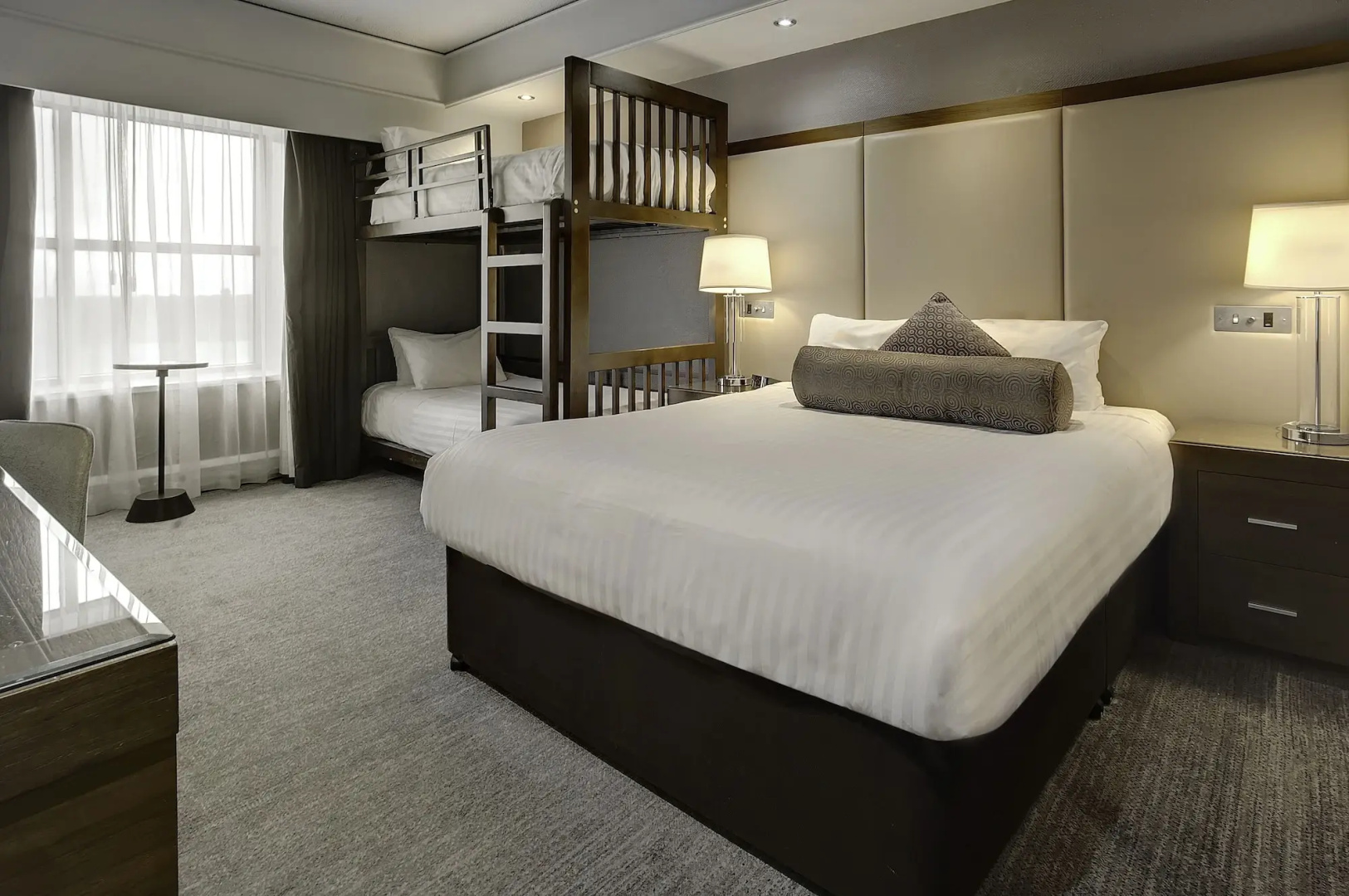 Sandman Signature London Gatwick Hotel