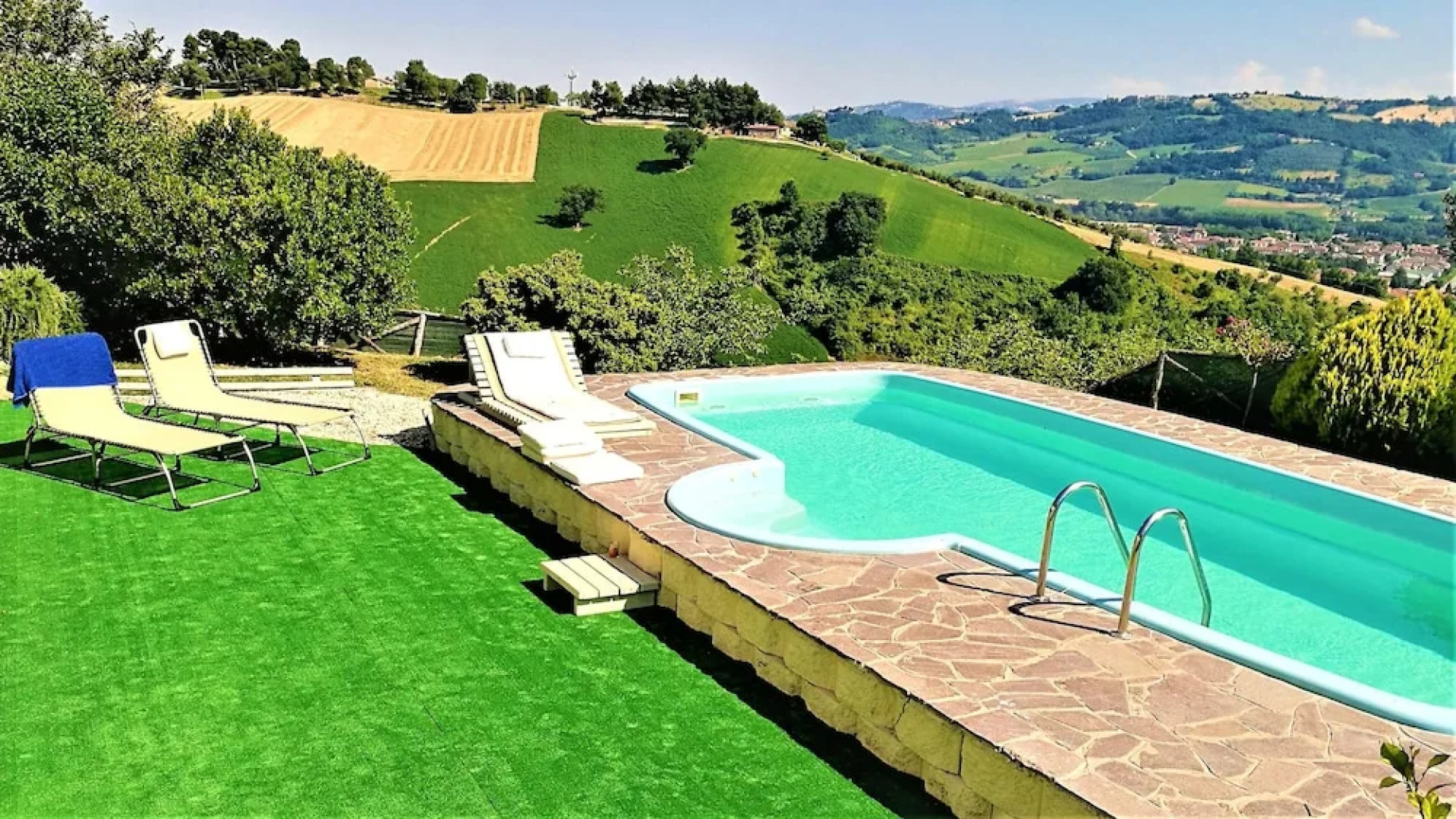Villa With 2 Bedrooms in Castelplanio, With Wonderful Mountain View, Private Pool, Enclosed Garden