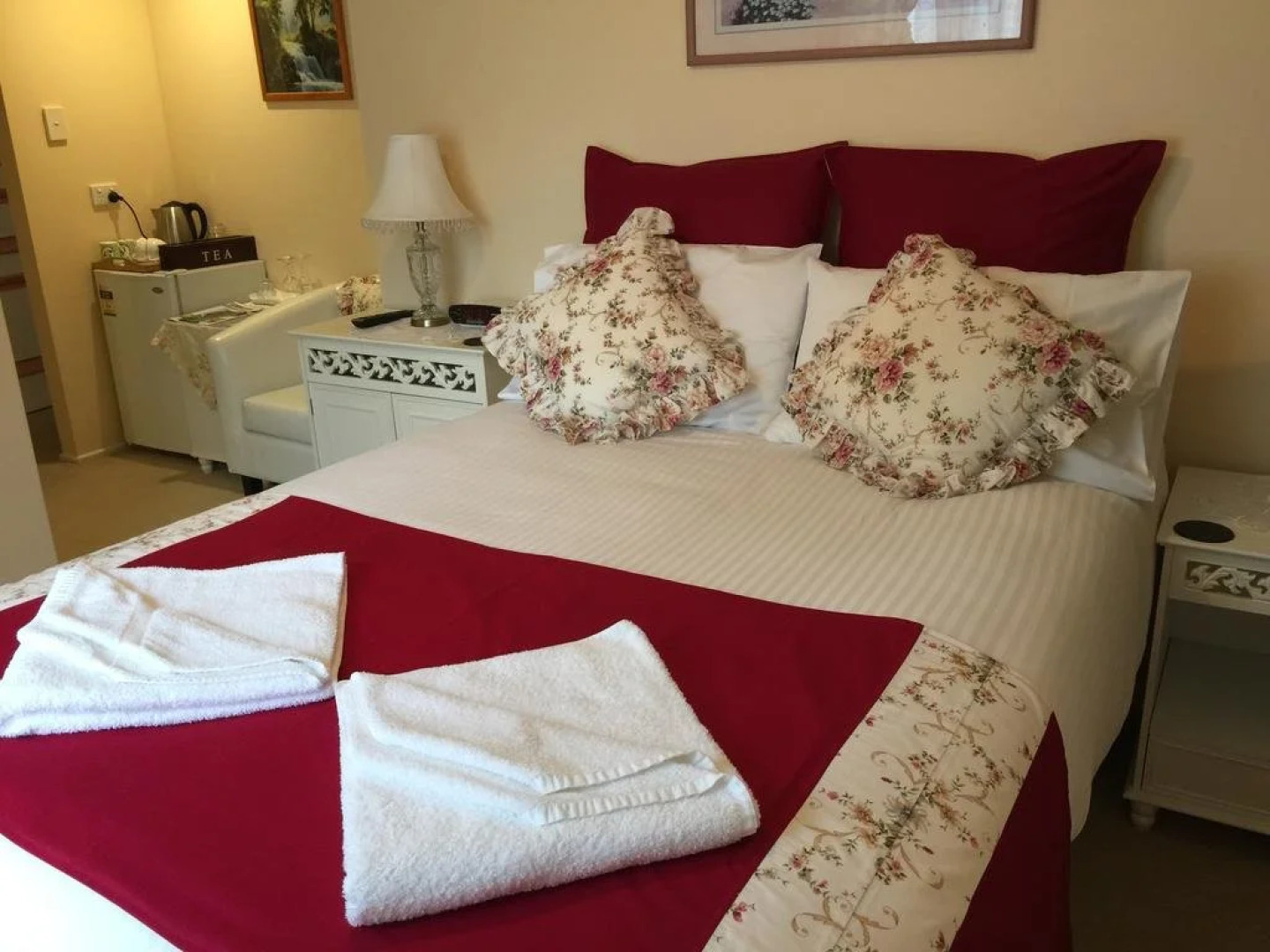 Curtis Falls Apartment