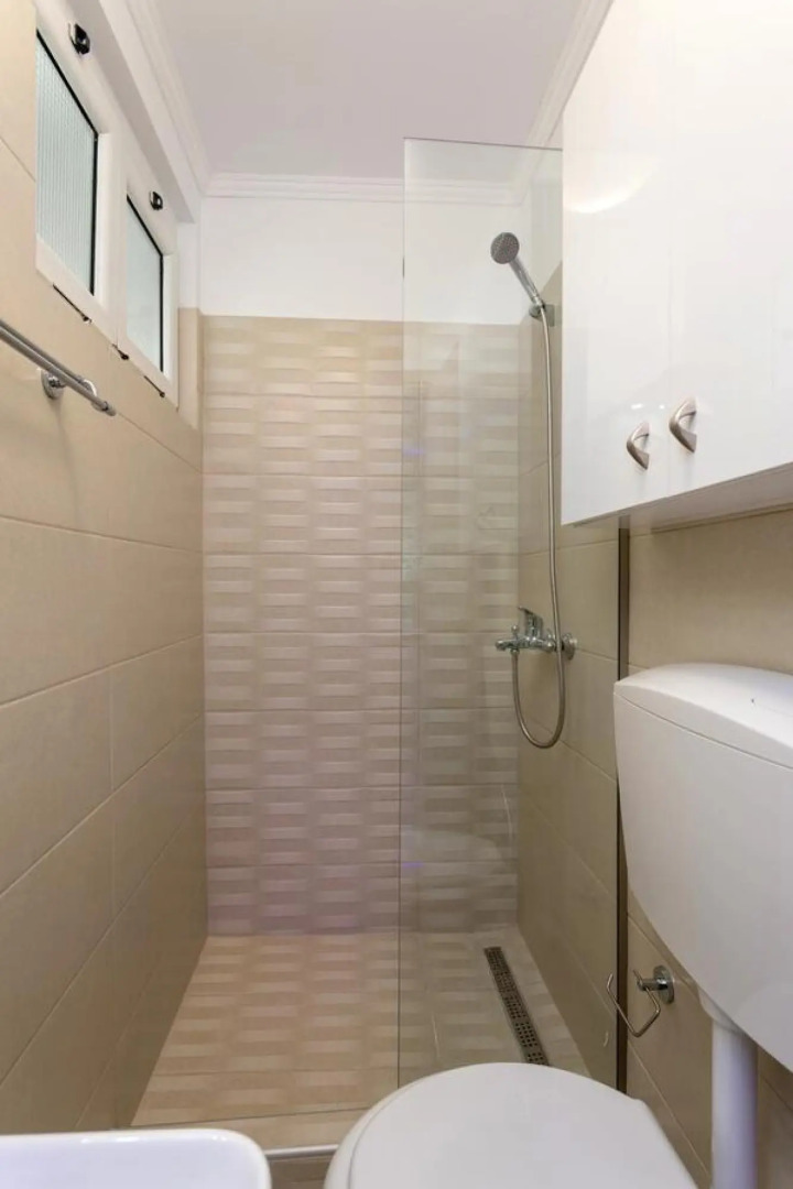 Evia's Apartment - New Apartment In Town!