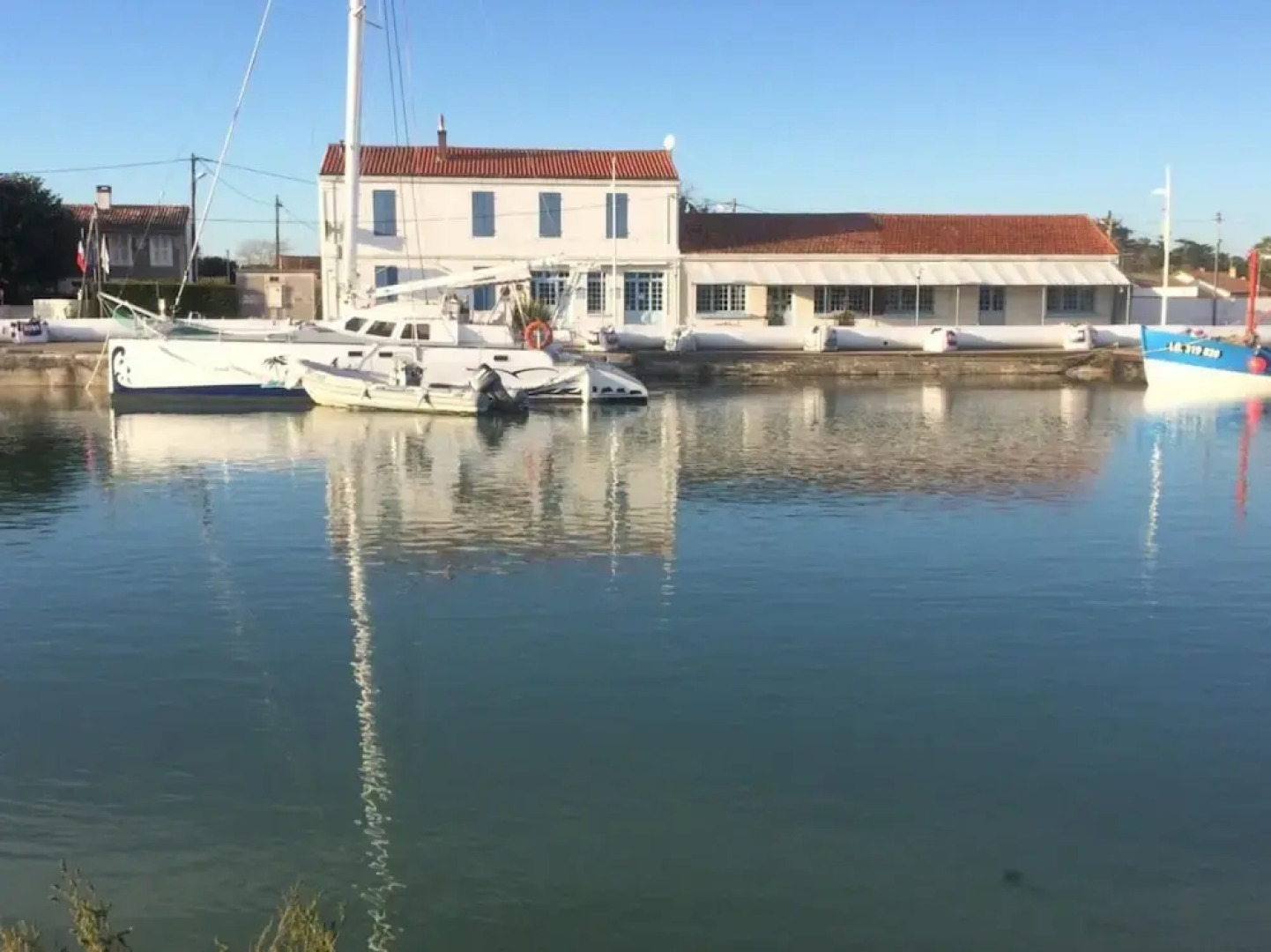 Les Bains Boyardville Hotel Et Restaurant