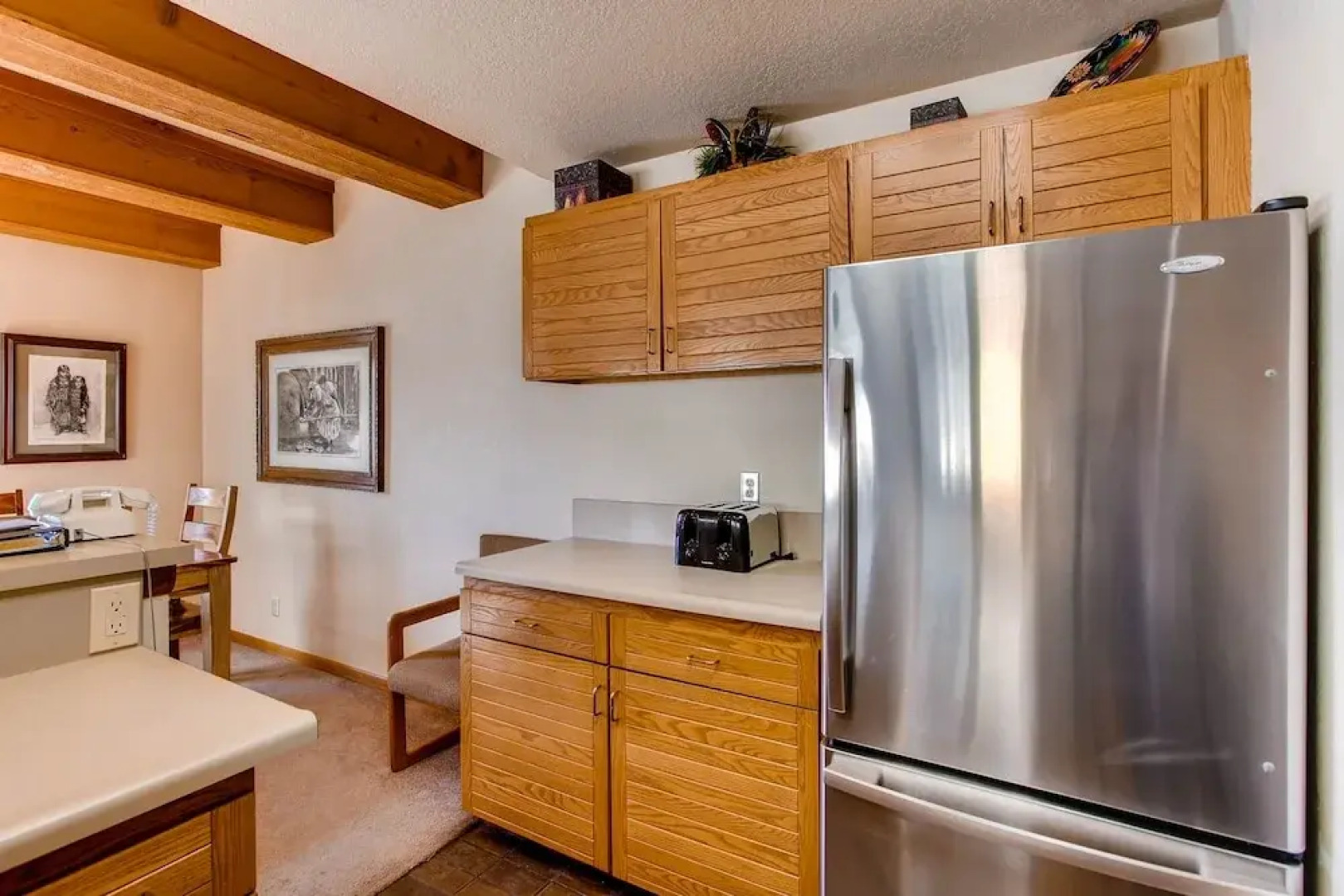 Updated 2 Br With View Of Lifts 2 Bedroom Condo - No Cleaning Fee! by RedAwning