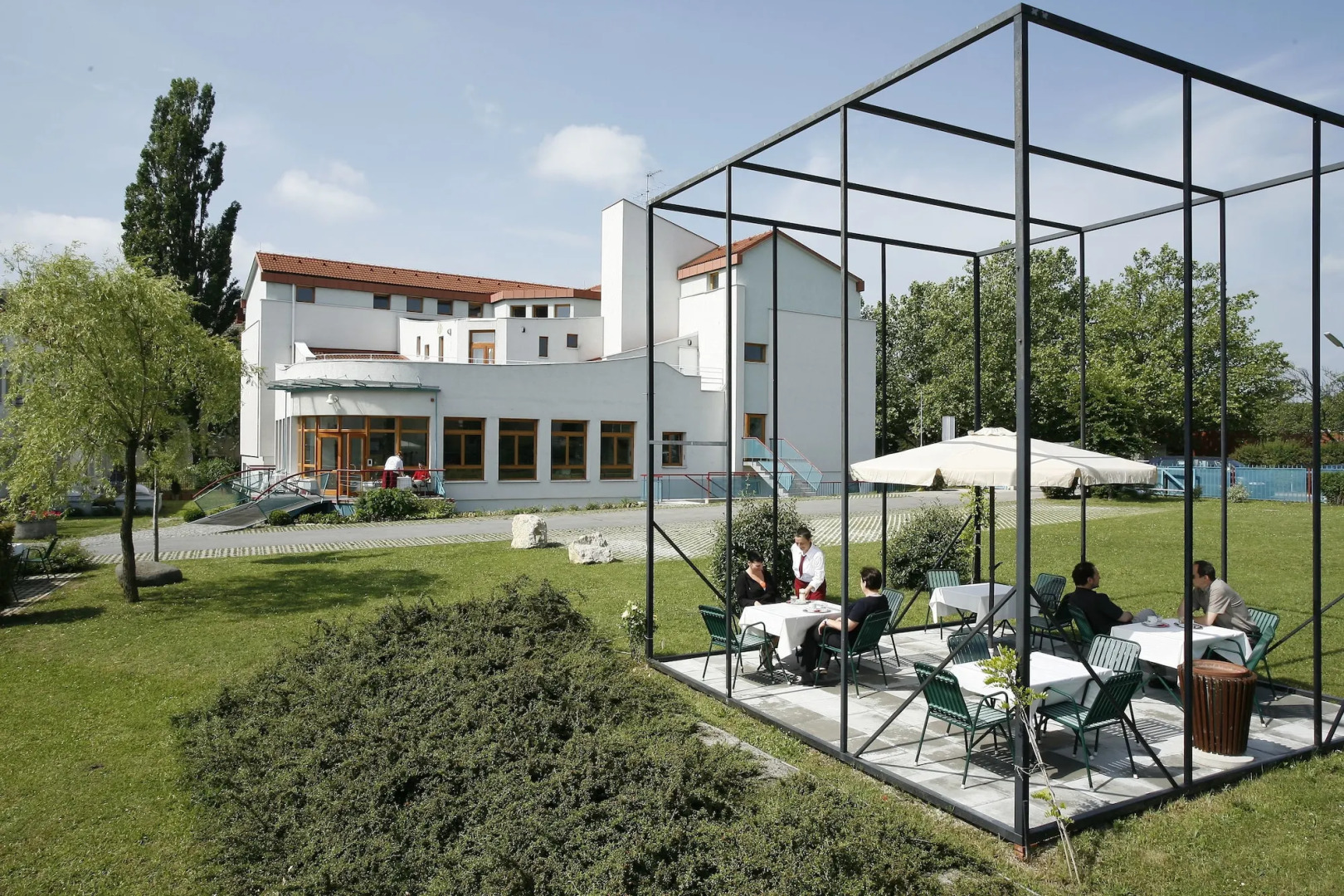 Am Spiegeln dialog.hotel.wien