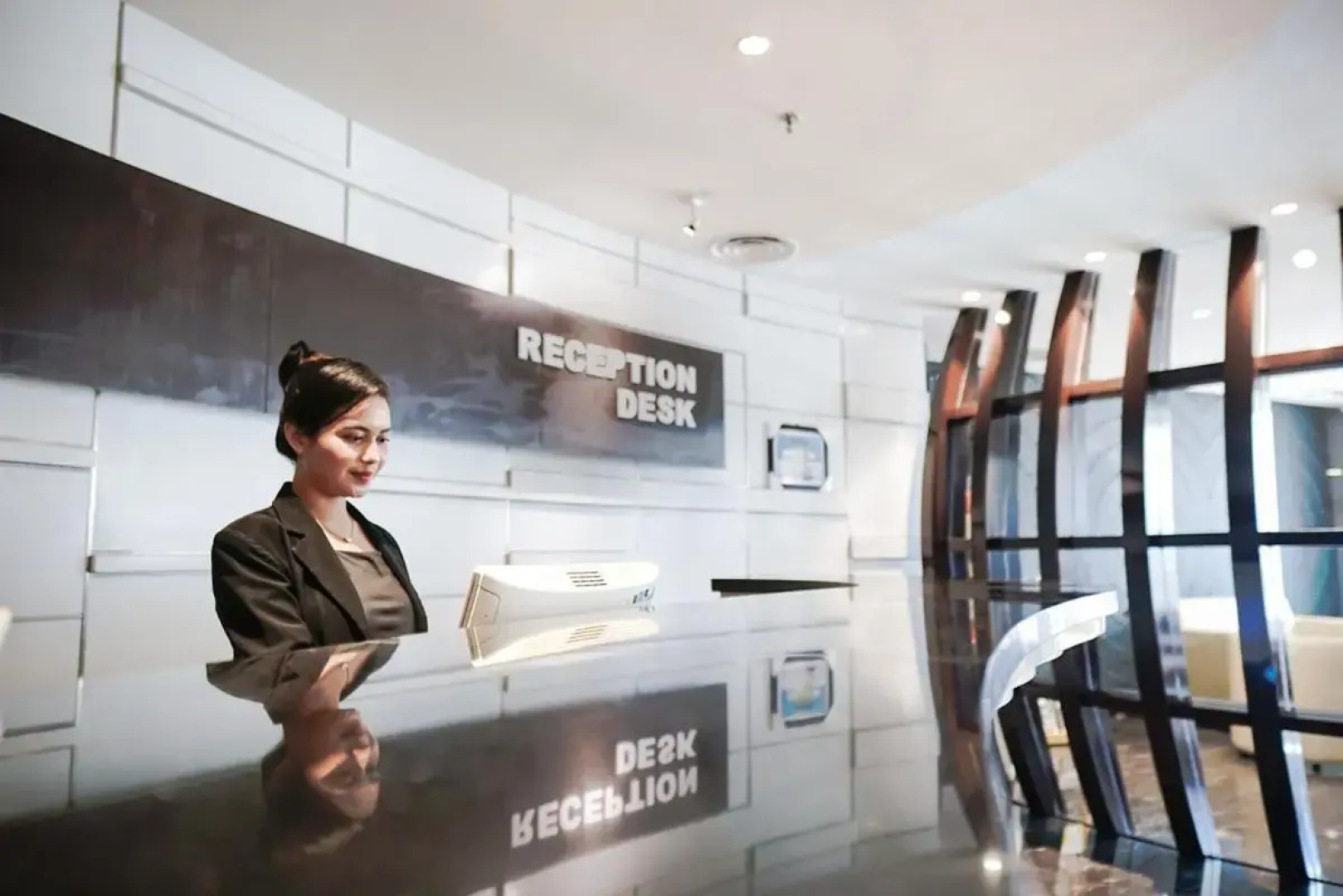 Empress Hotel Makassar