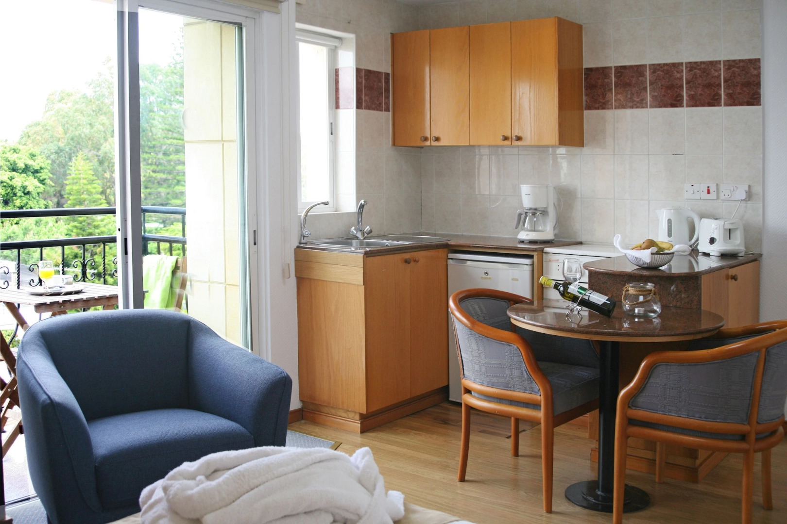 Chrielka Hotel Apartments