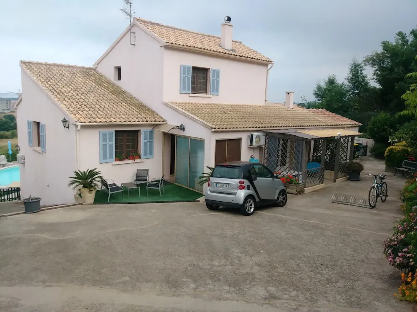 Appartement climatisé piscine mer 2km5