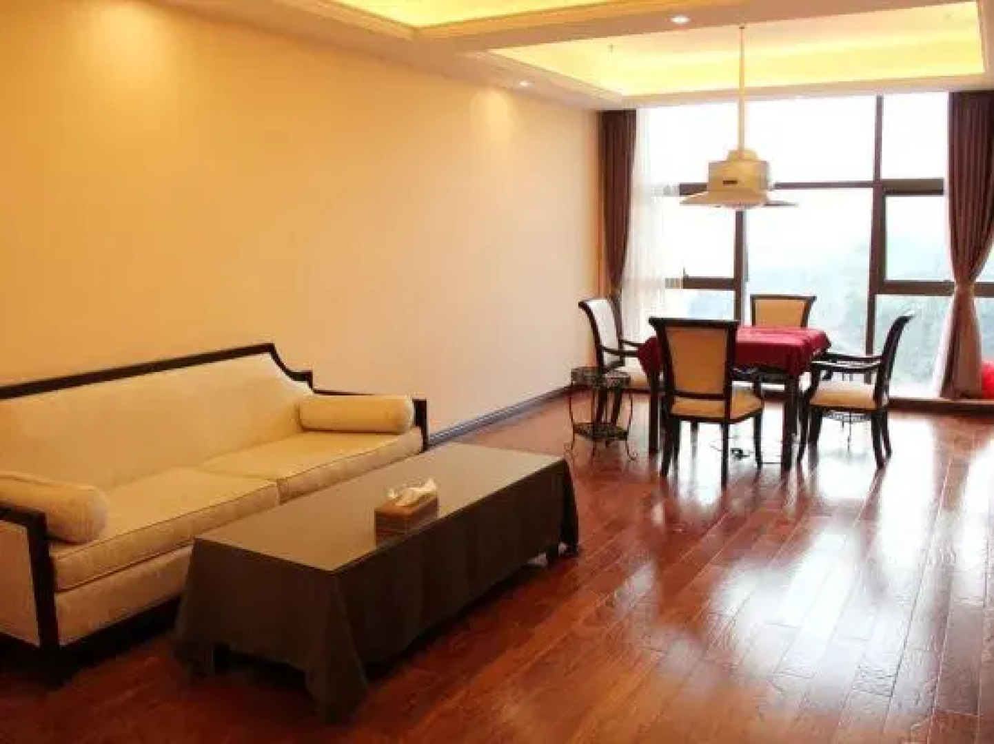 Gezi Hua Grand Hotel