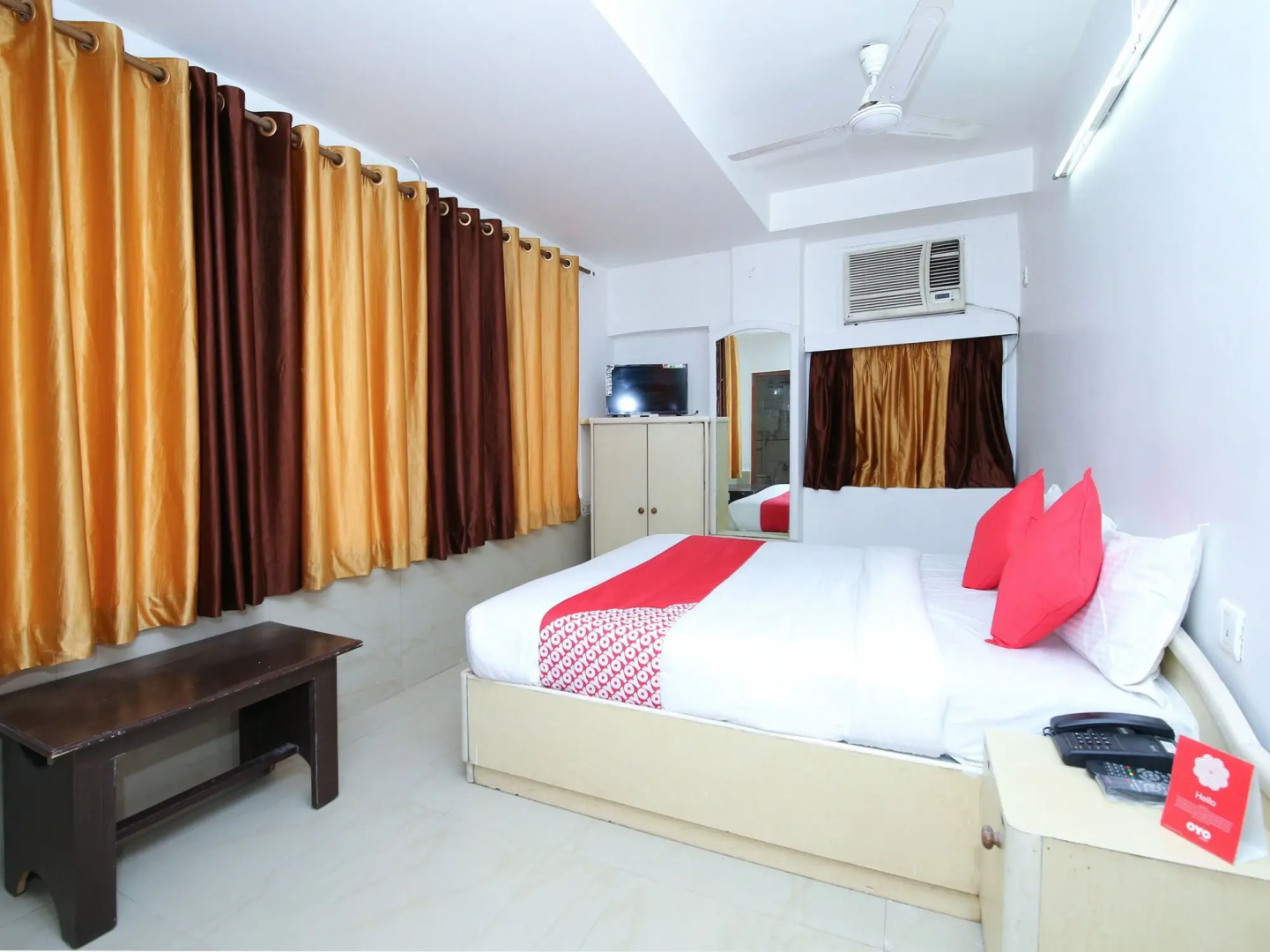 OYO 14465 Hotel Cozy Residency