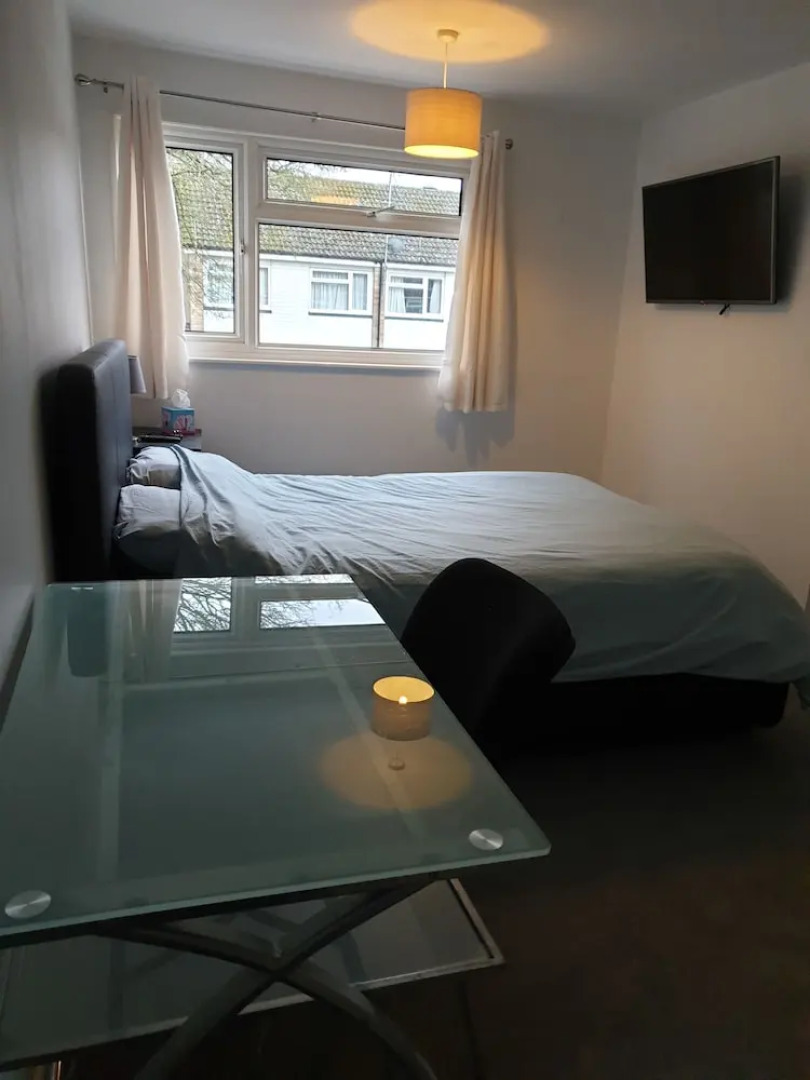 Corporate Large Modern 3 Bedroom House