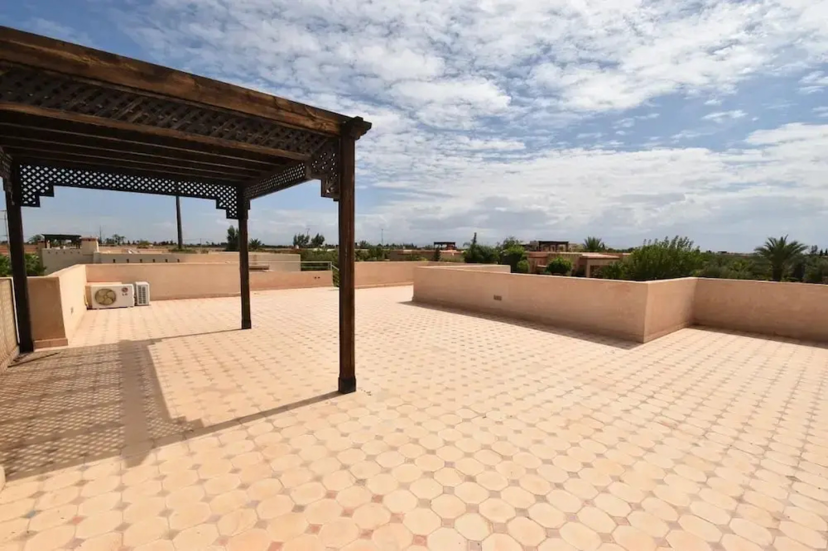 Apple Villa De Luxe 5