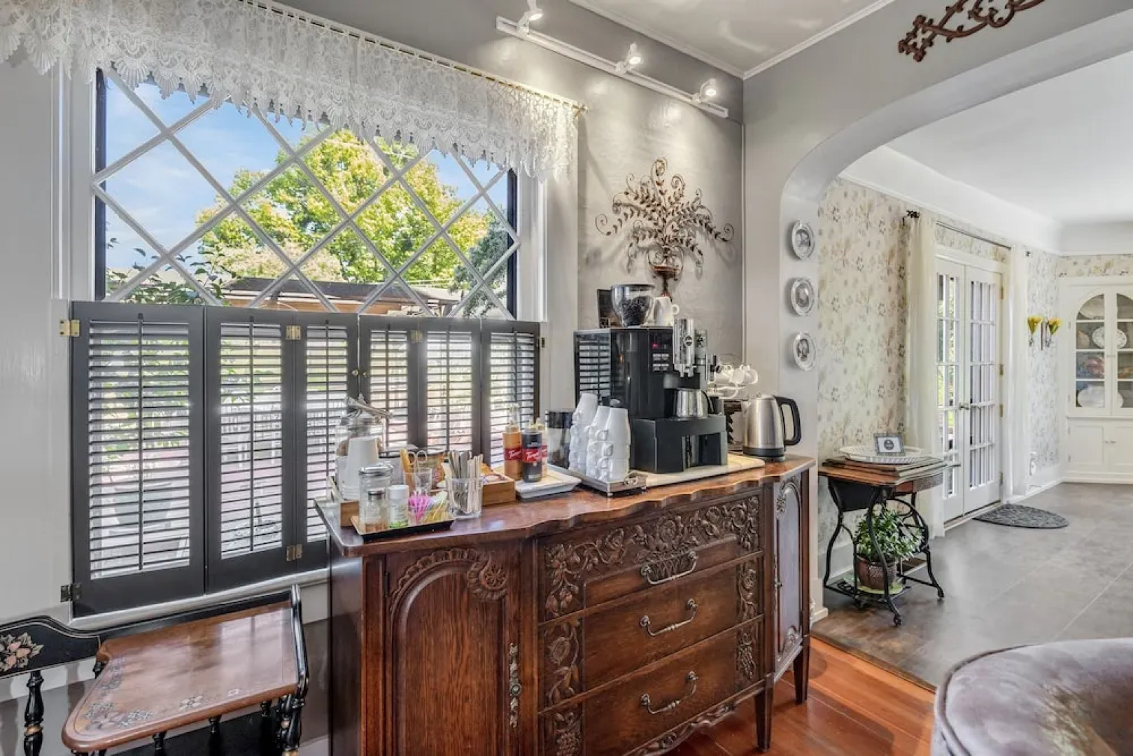 Oak Hill Bed & Breakfast