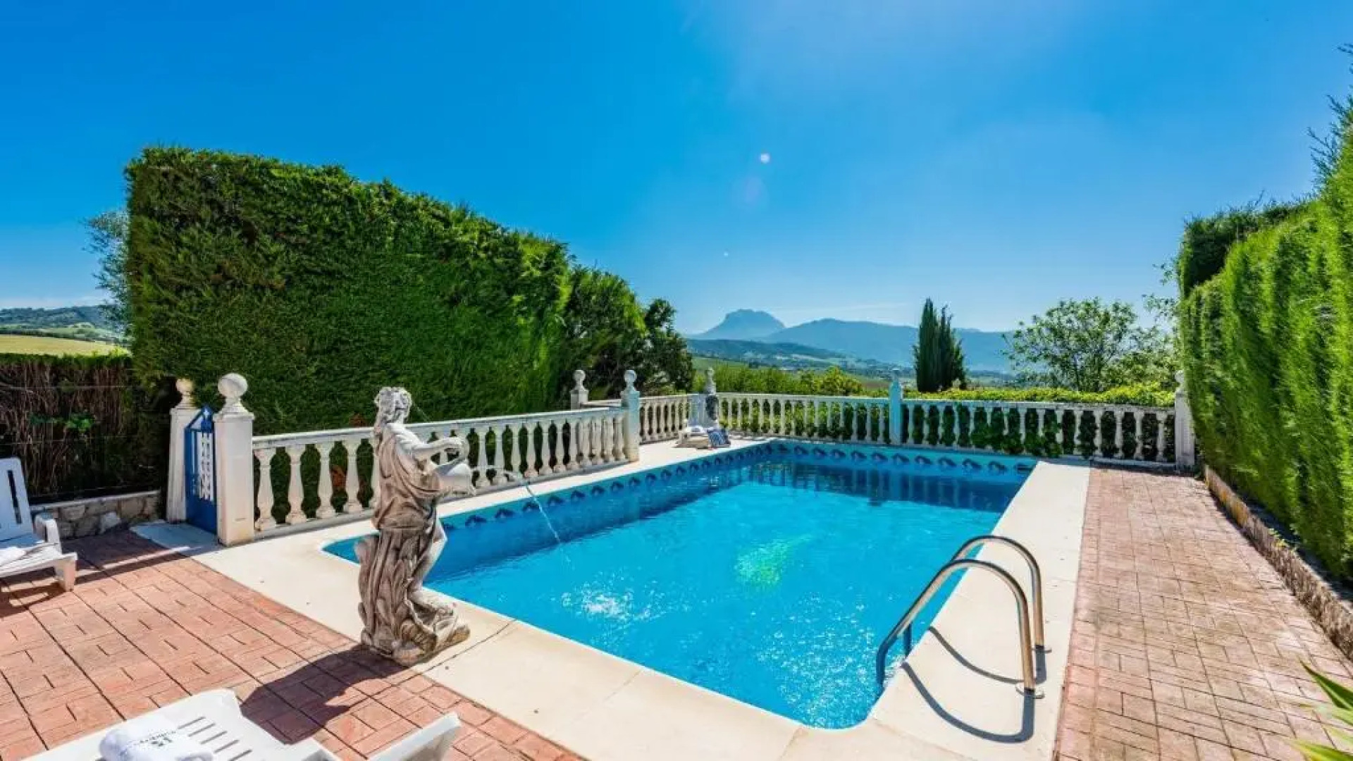 Casa El Parque de Isabel Prado del Rey by Ruralidays