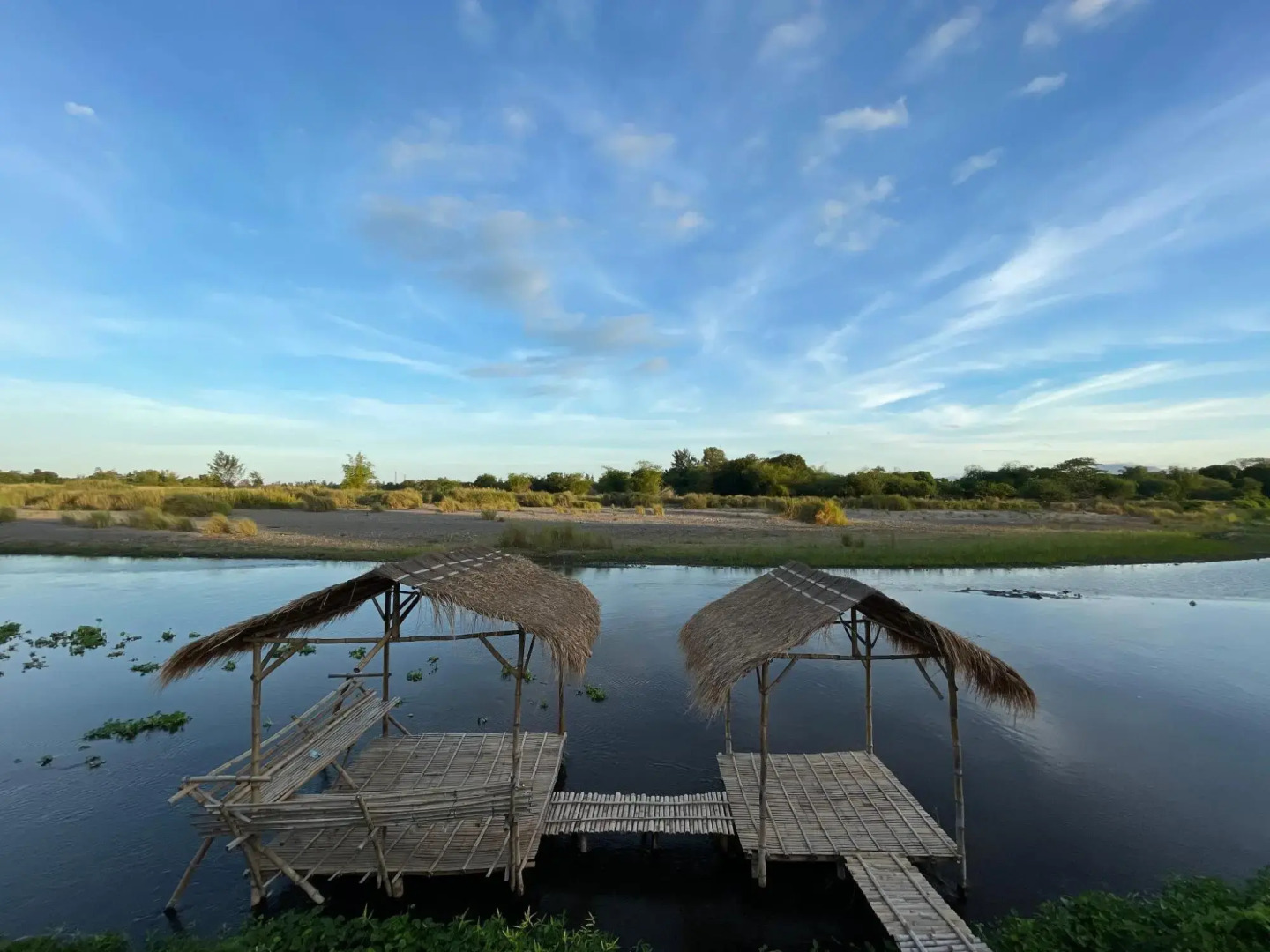 Monty's Riverside View Resort by Cocotel