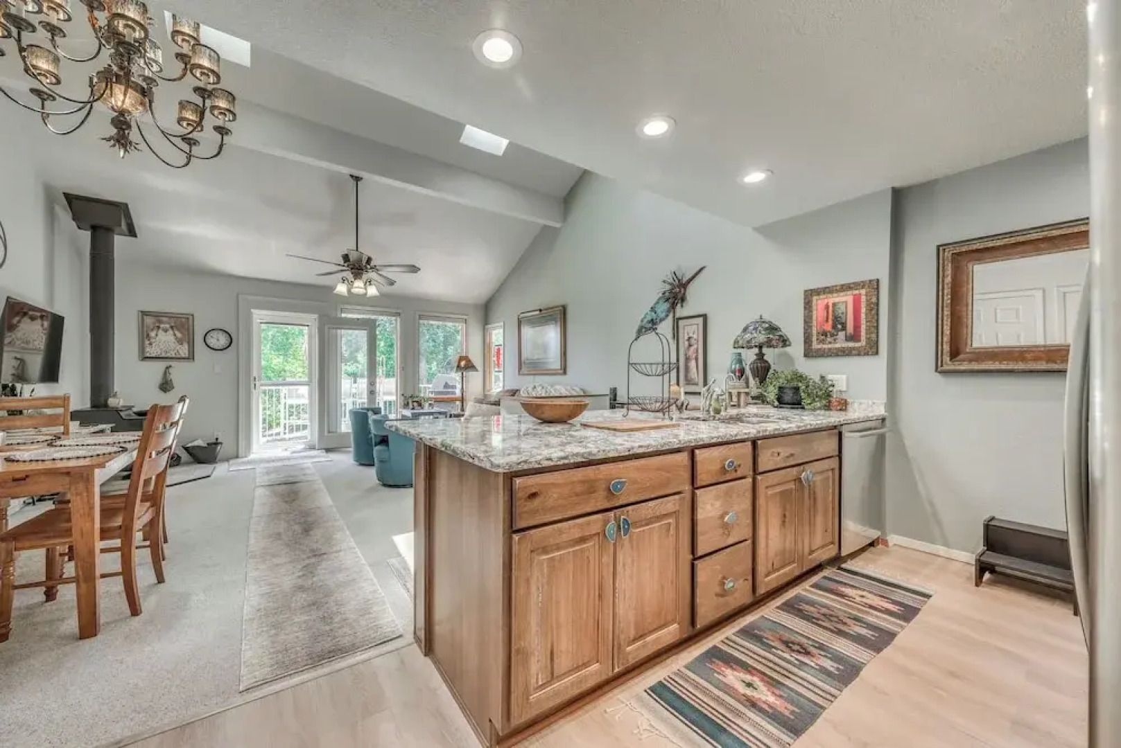 Cloudcroft Townhome on Golf Course w/ Deck!