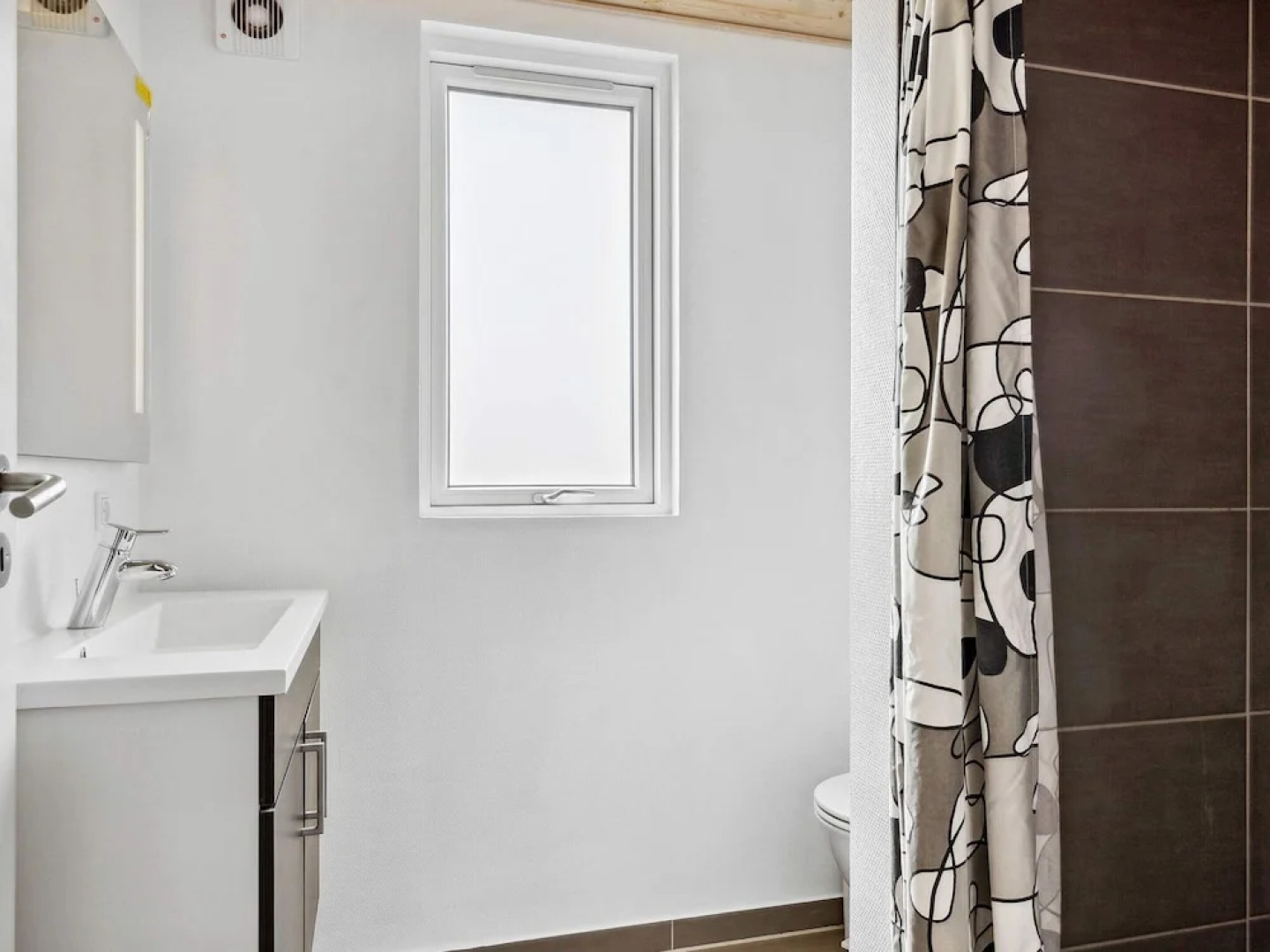 18 Person Holiday Home in Bogense