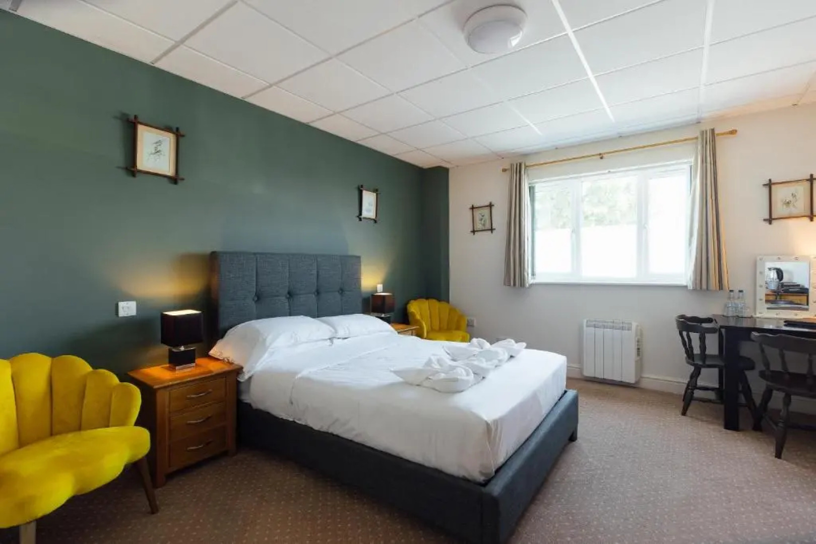 The Woodridge Inn Hotel