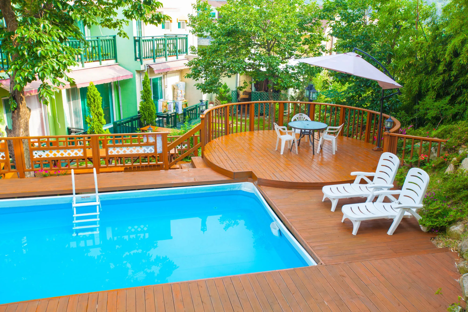 Bellus Rose Pension Hotel