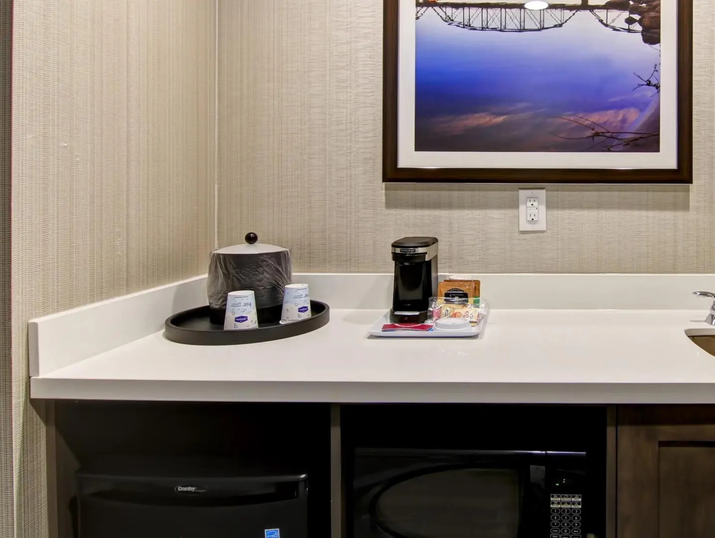 Hampton Inn & Suites by Hilton Saskatoon Airport