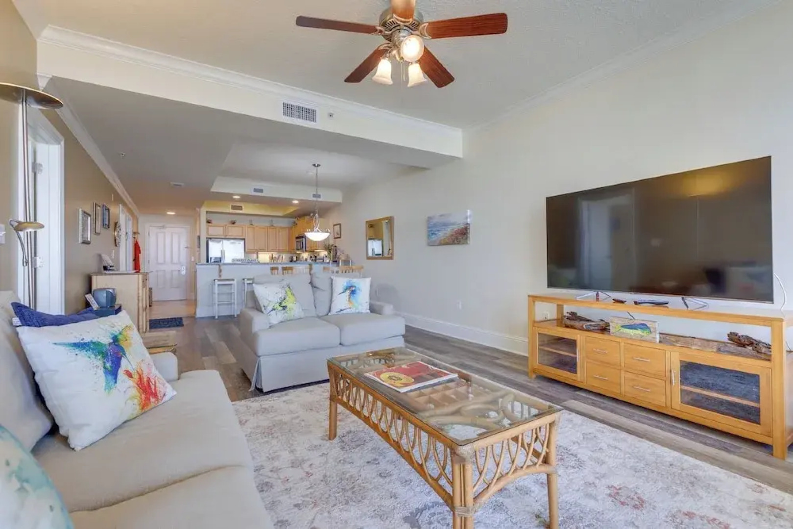 Beachfront Dauphin Island Condo w/ 2 Pools & Sauna