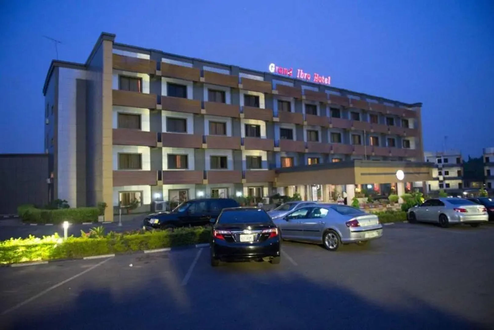 Grand Ibro Hotel