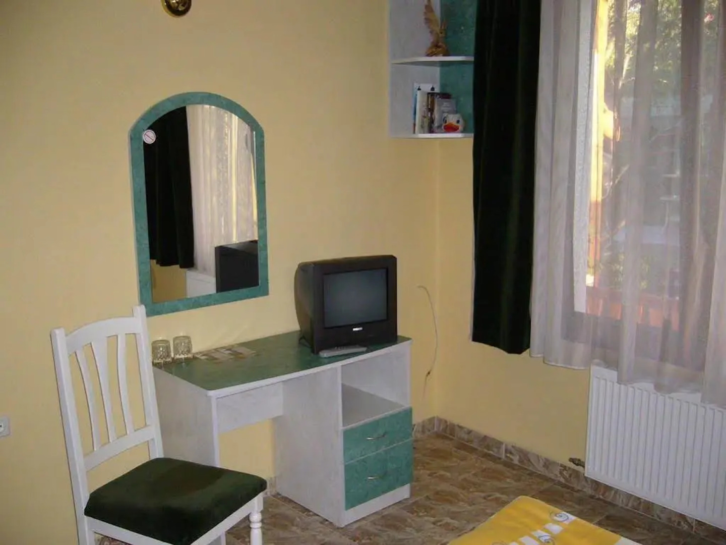 Guest House With The Wooden Plough