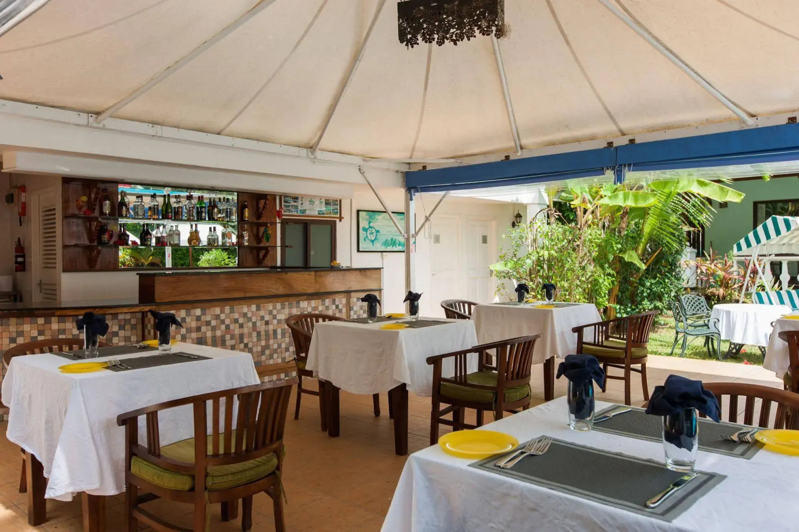 Le Relax Beach Resort - Praslin