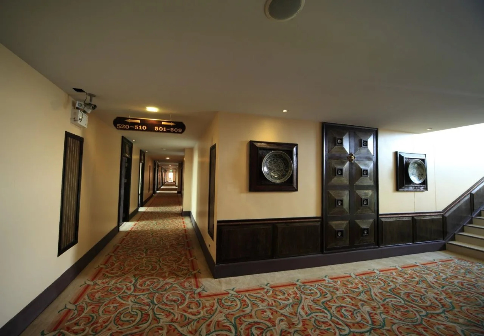 Ruean Phae Royal Park Hotel