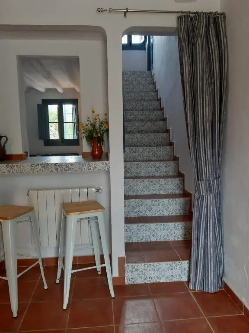 FINCA LOS MELEROS Andalucian farmhouse set in its own land with beautiful terraces, garden & pool.