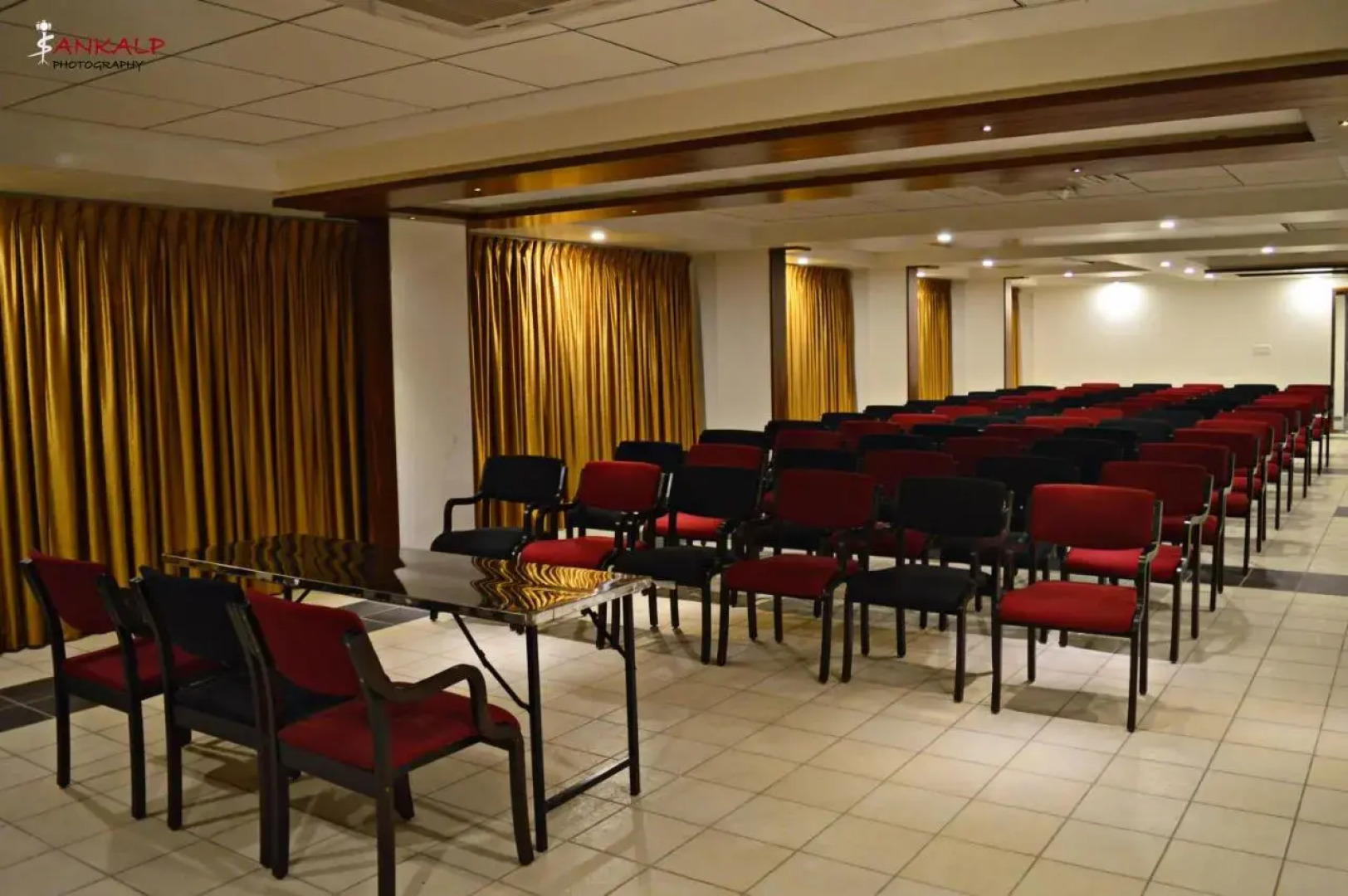 OYO 1711 Hotel Sepoy Grande